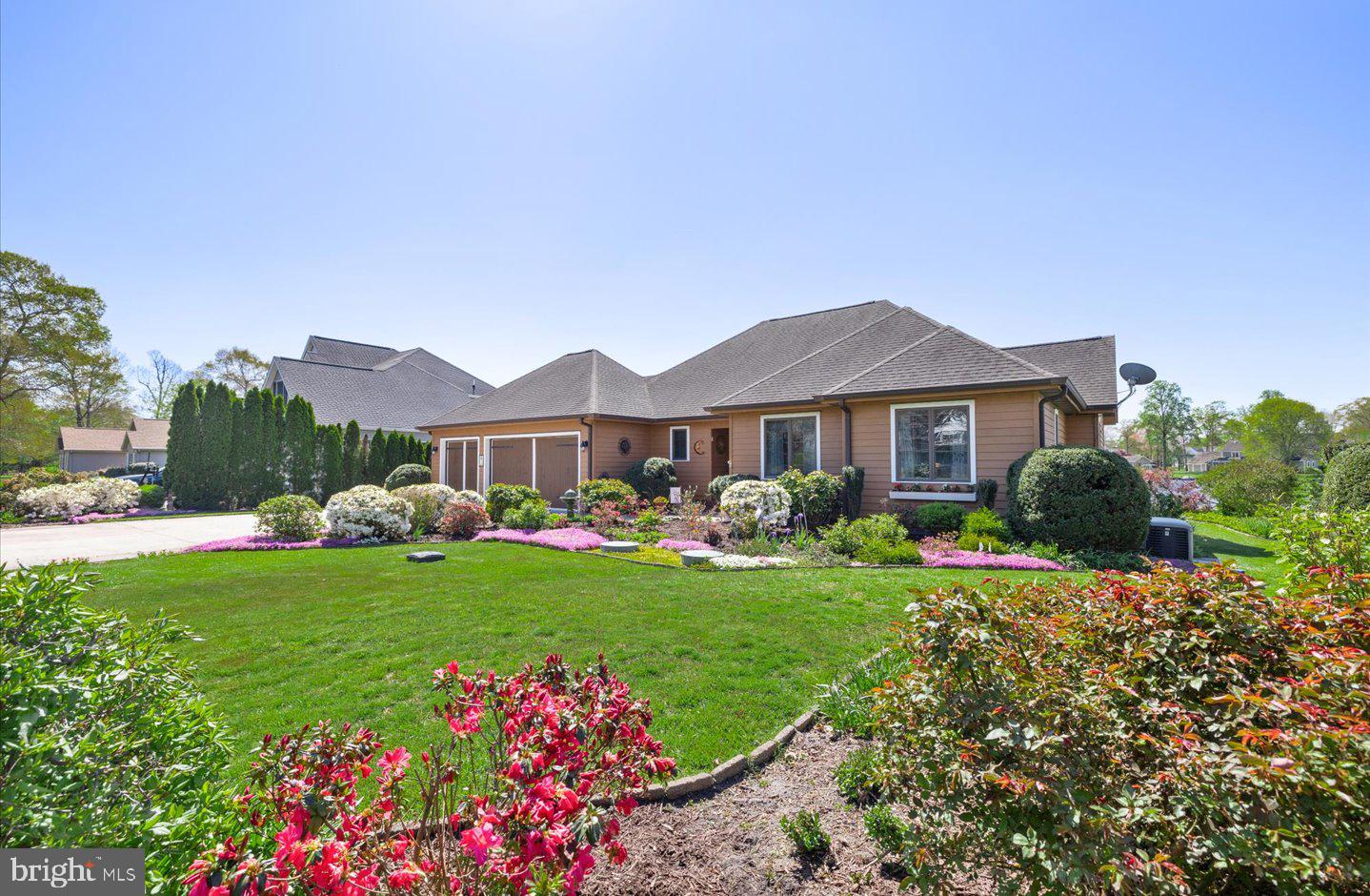 23096 LAKEWOOD CIRCLE