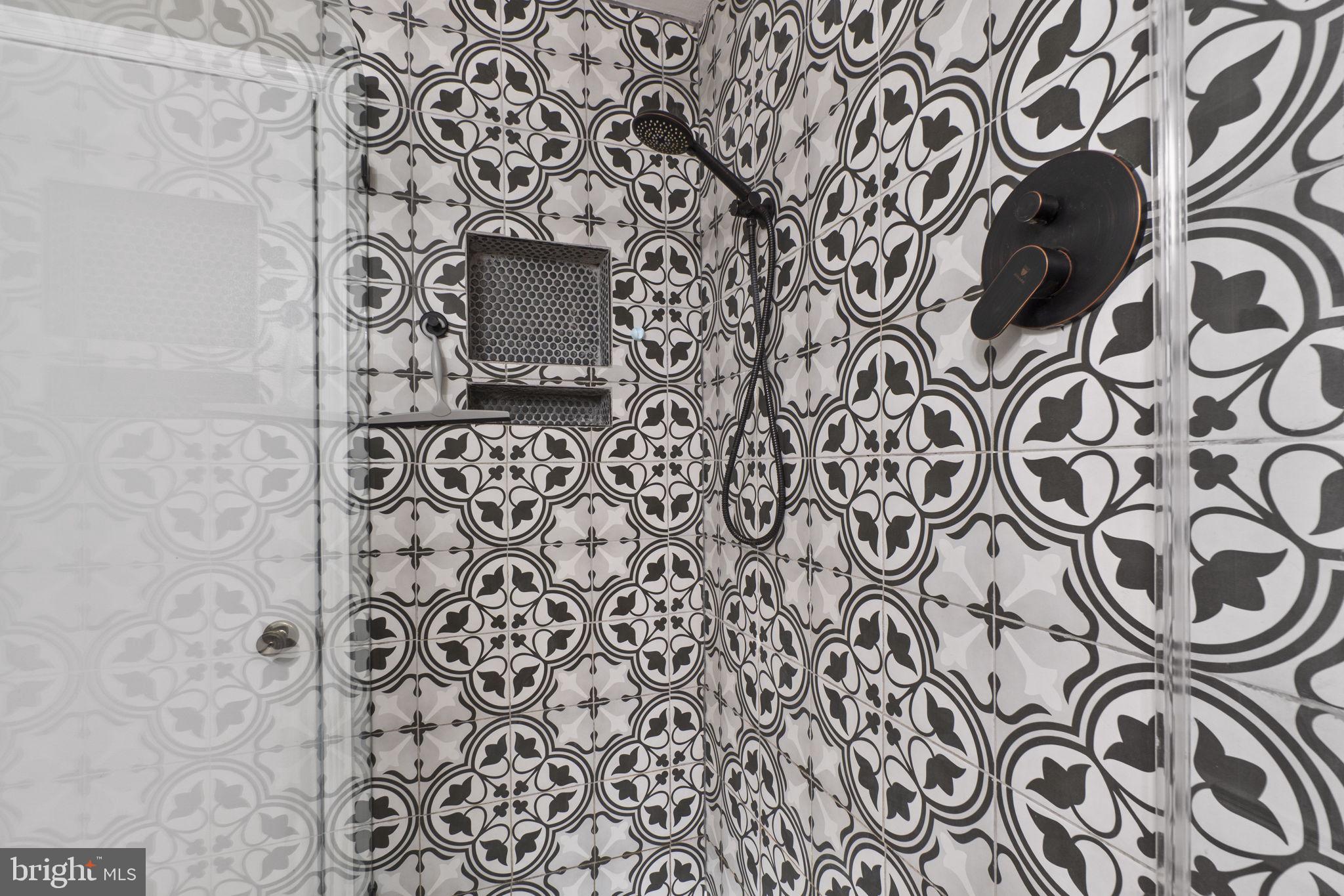 HILLSDALE - Residential