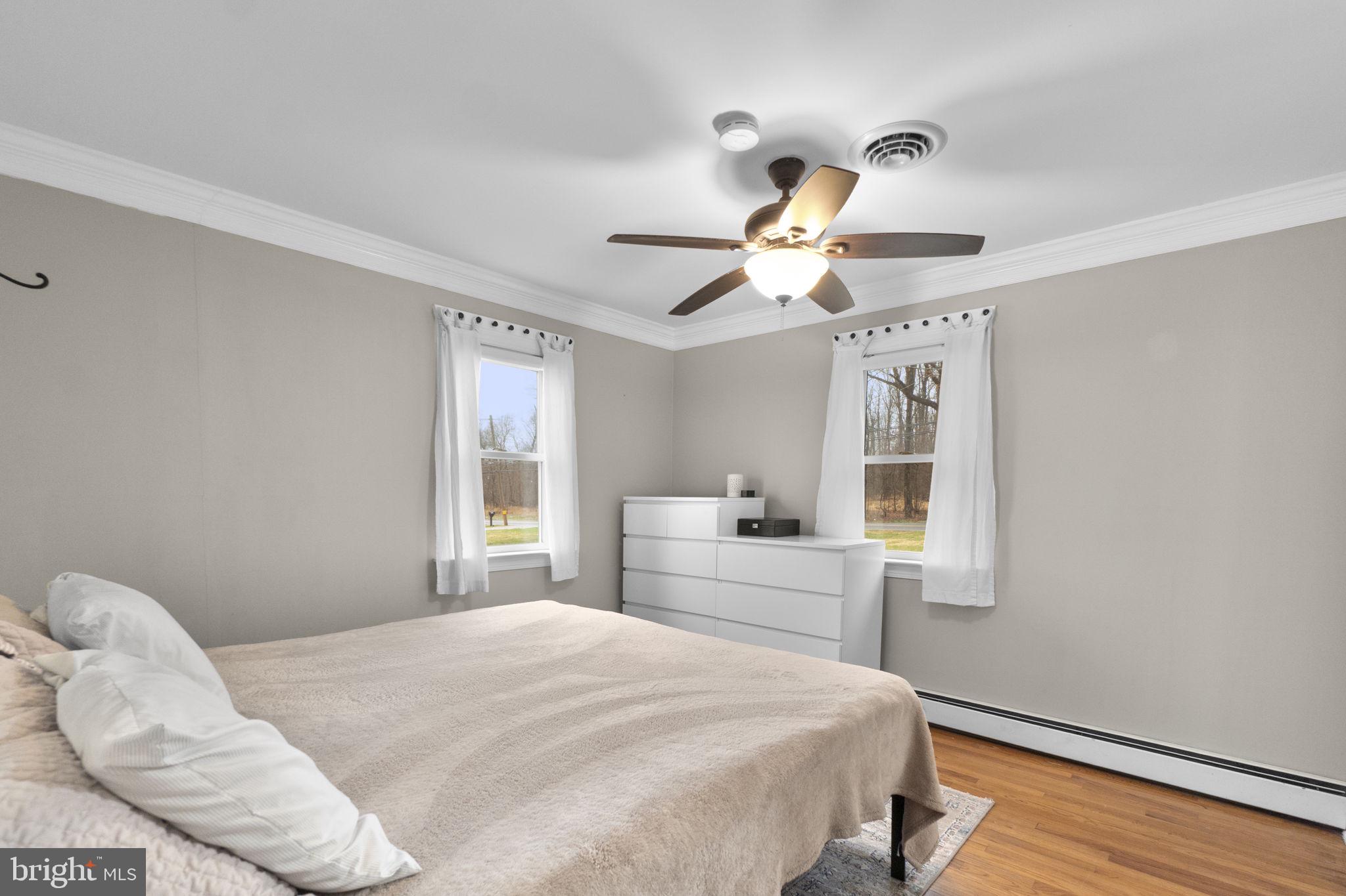 HILLSDALE - Residential