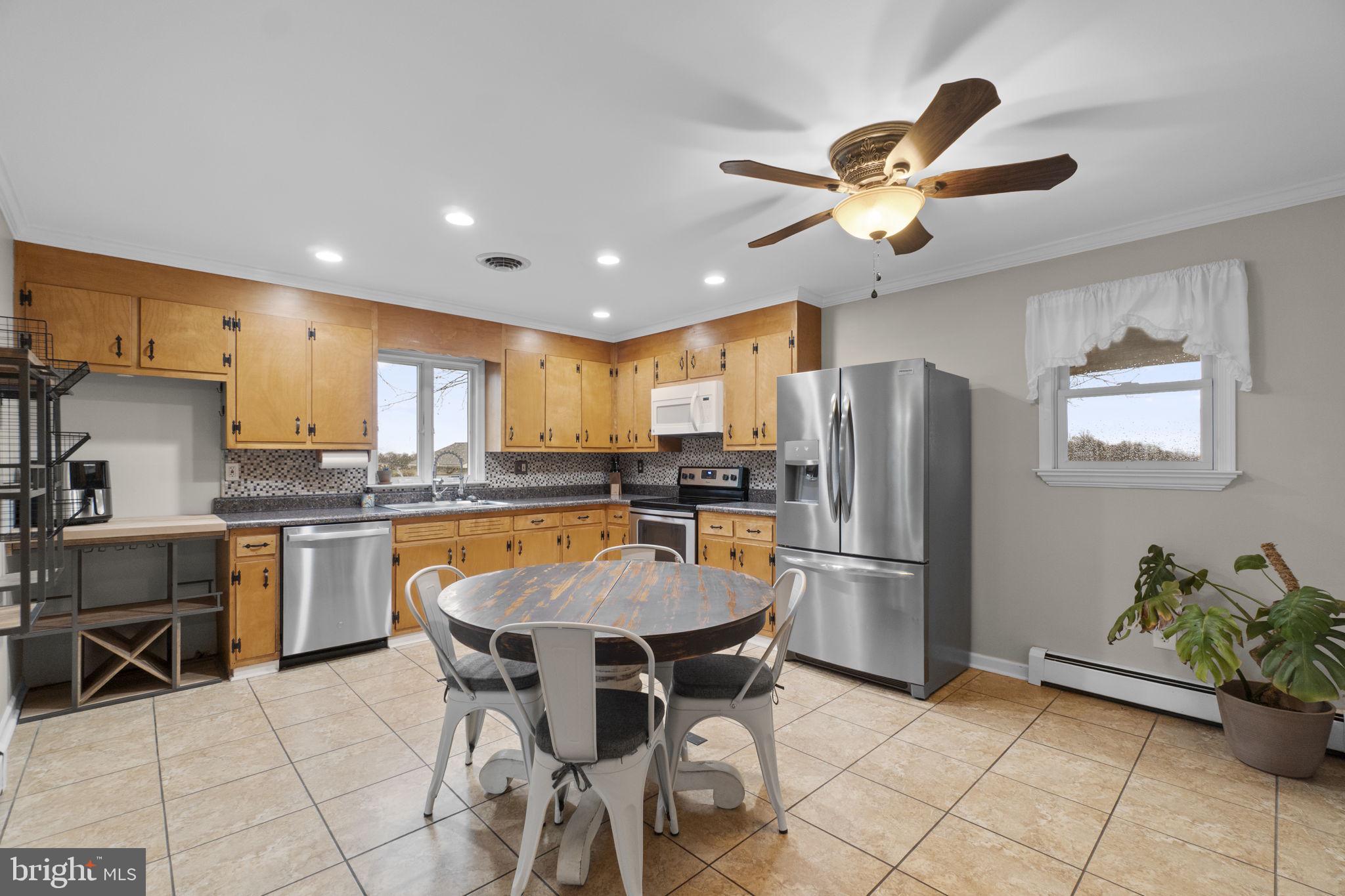 HILLSDALE - Residential