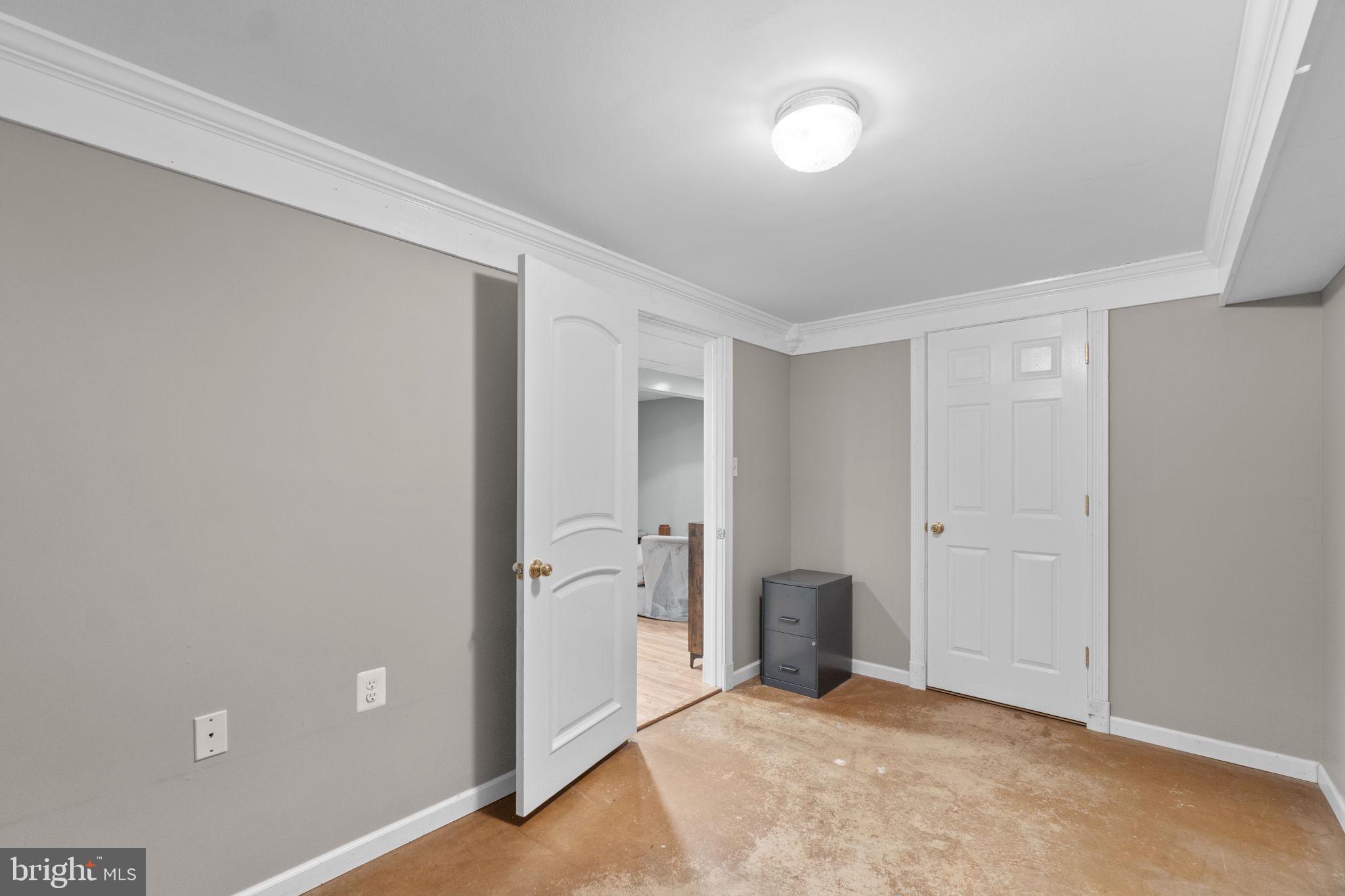 HILLSDALE - Residential