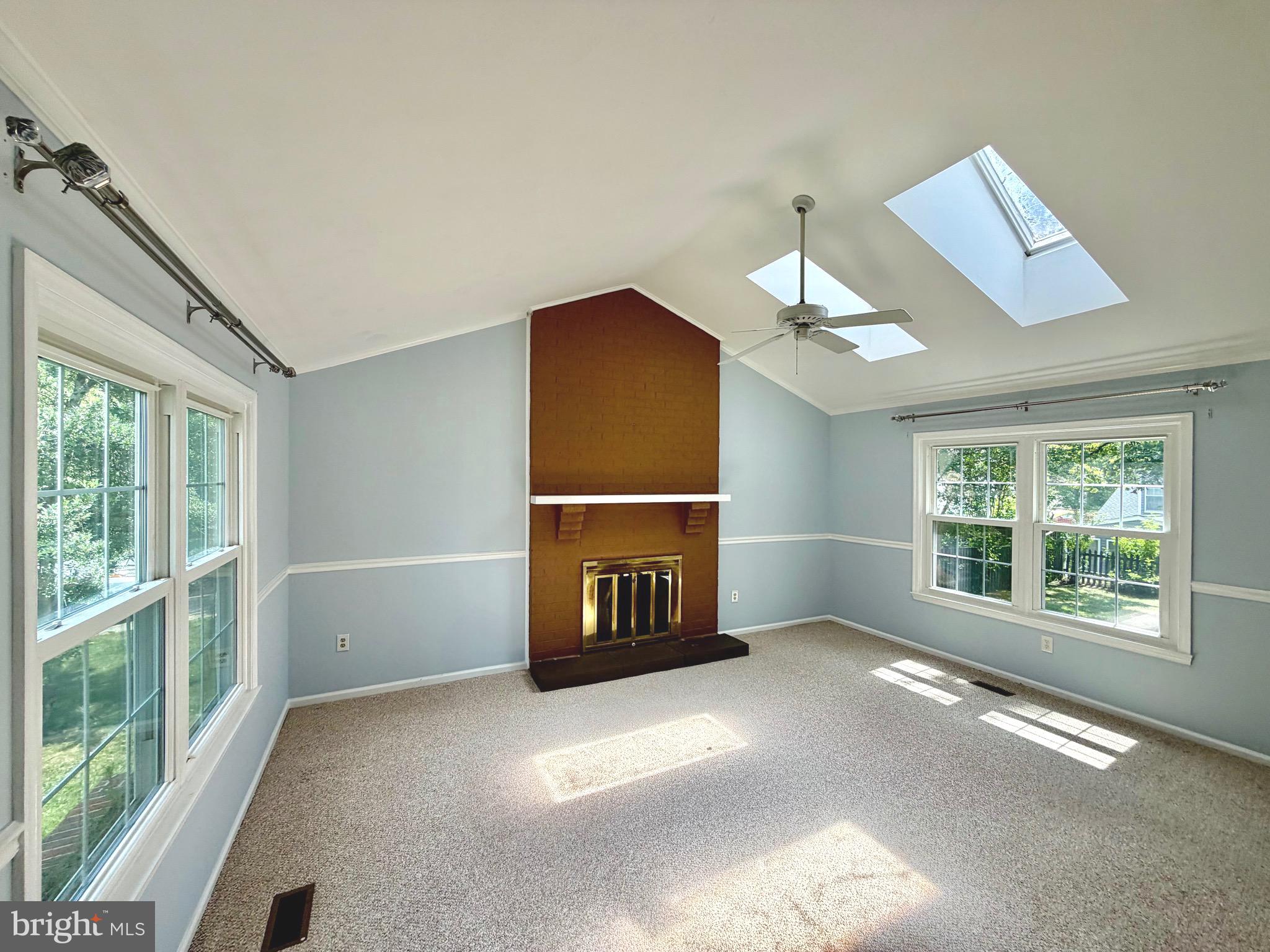 3141 GERSHWIN LANE