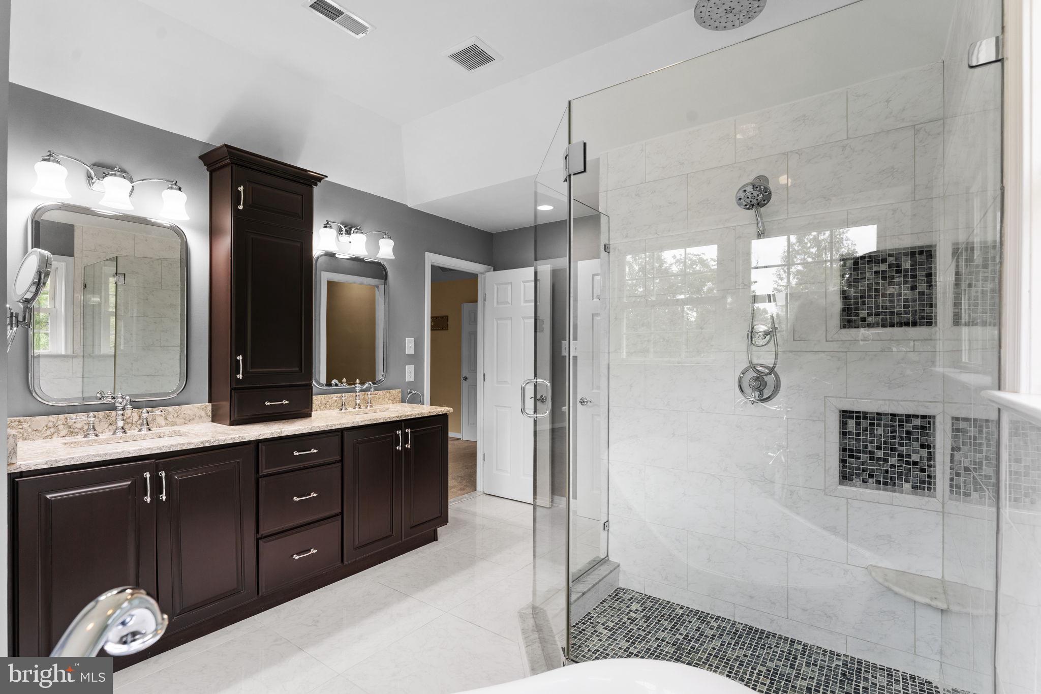 WILLISTOWN ACRES - Residential