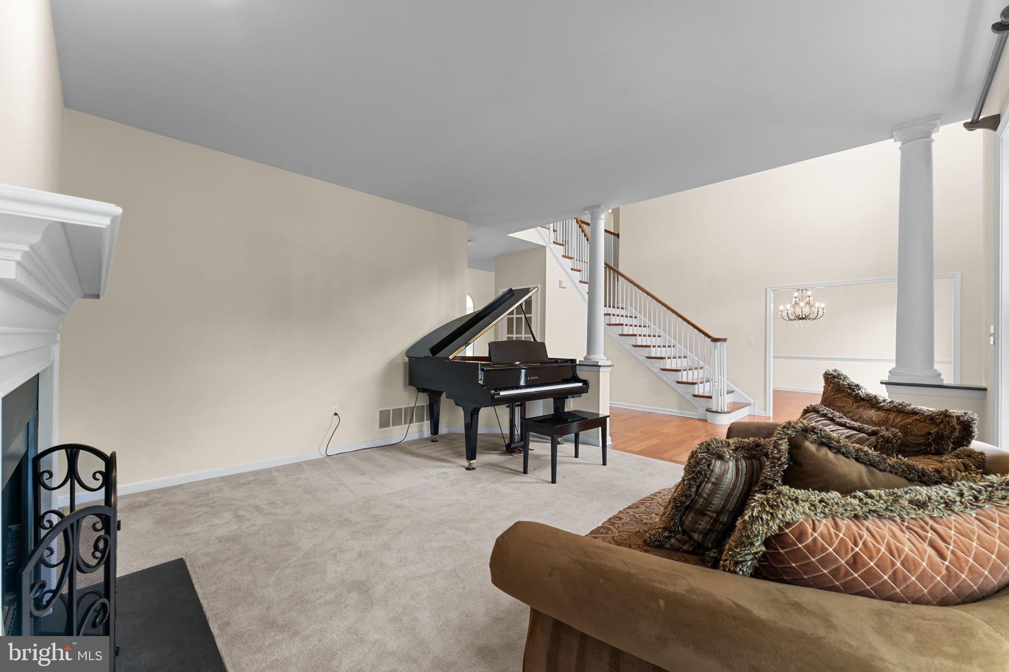 WILLISTOWN ACRES - Residential