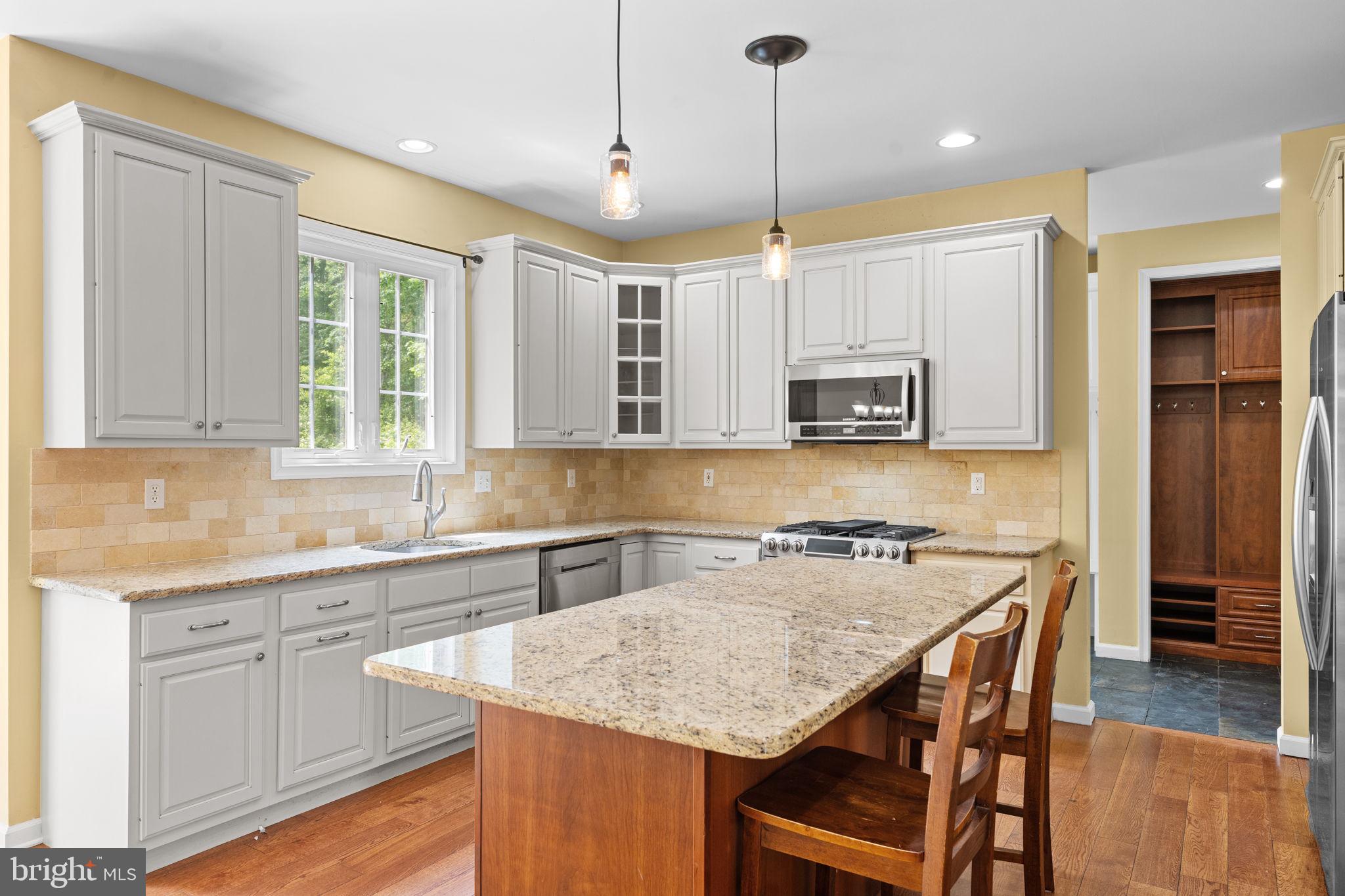 WILLISTOWN ACRES - Residential