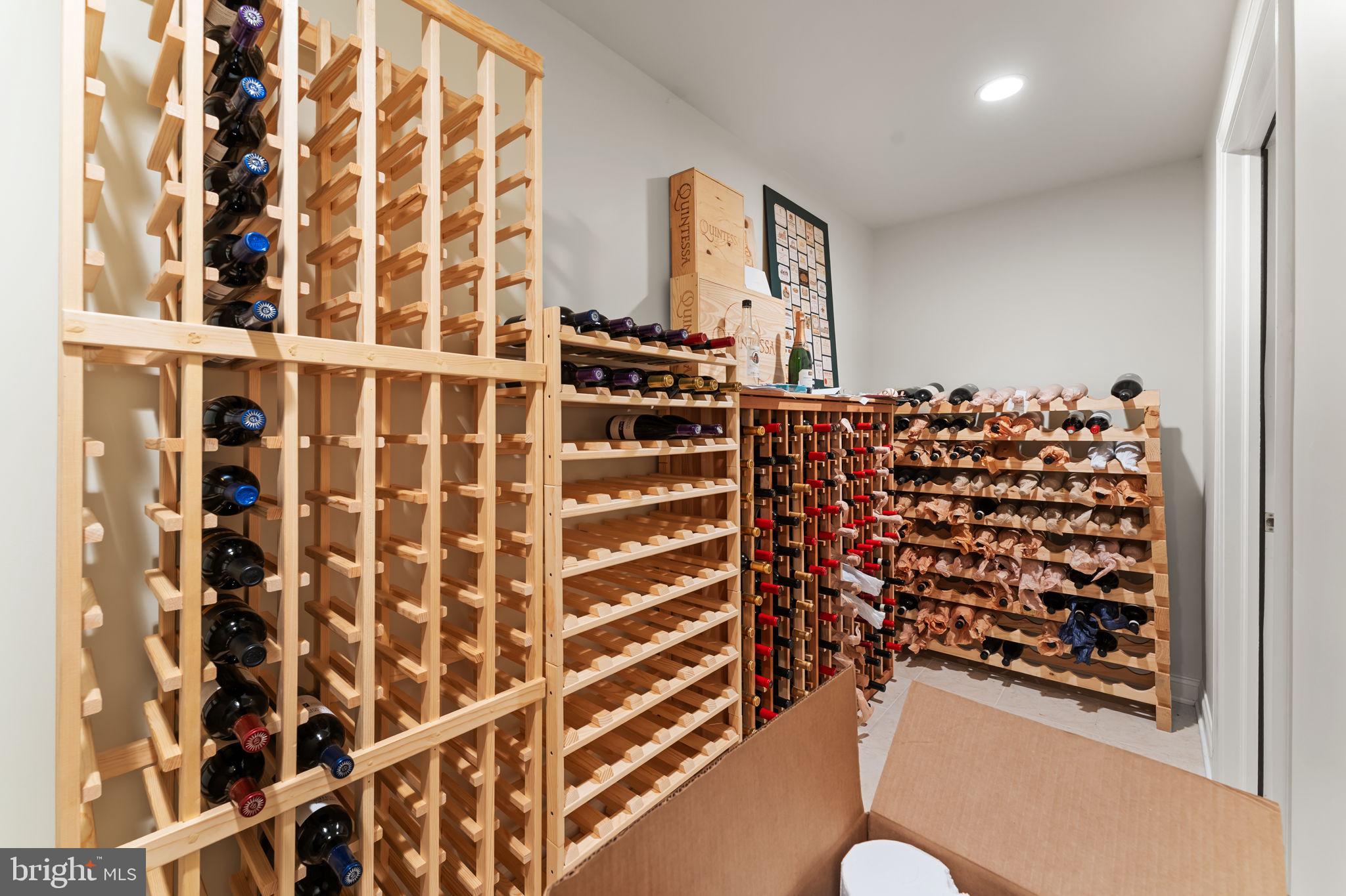 WILLISTOWN ACRES - Residential