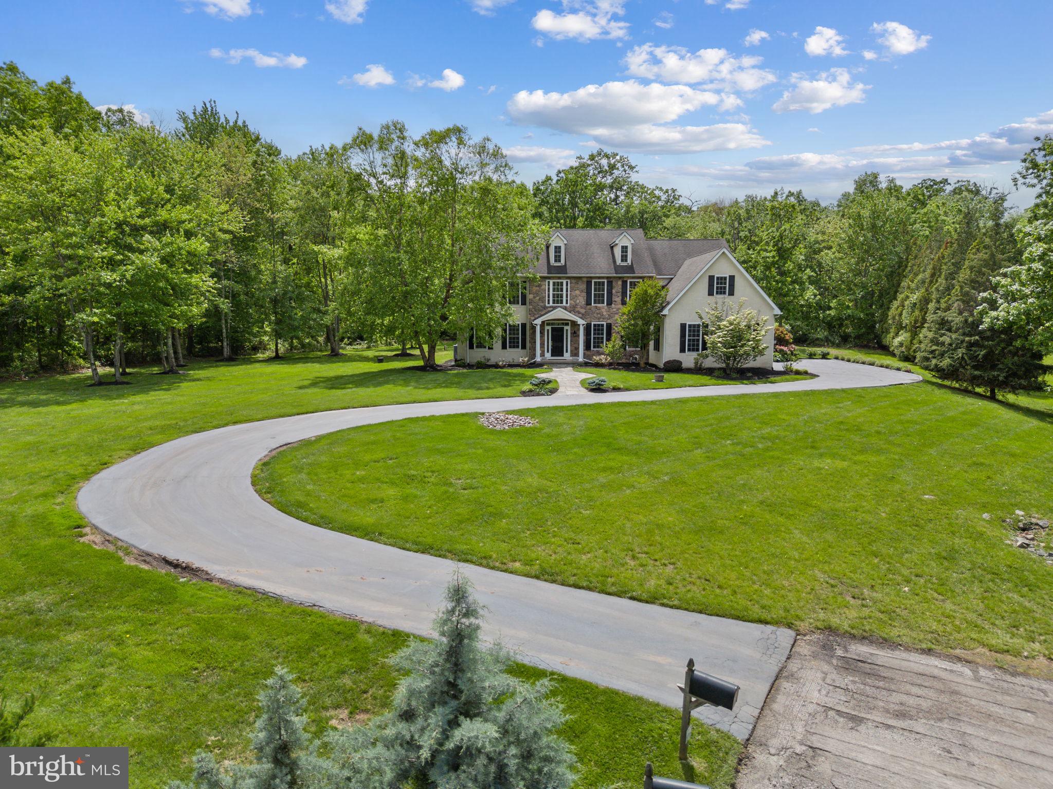 WILLISTOWN ACRES - Residential