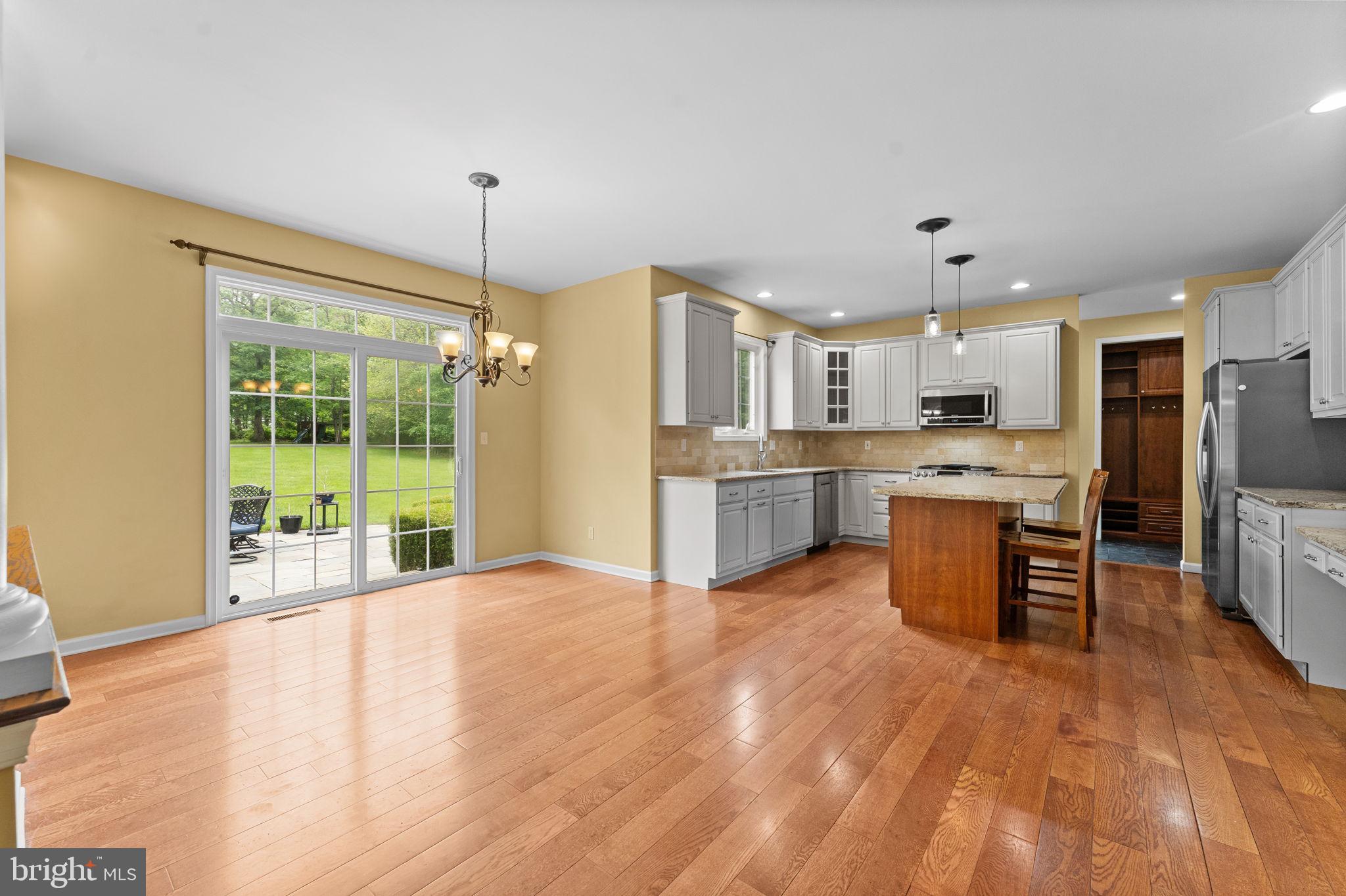 WILLISTOWN ACRES - Residential