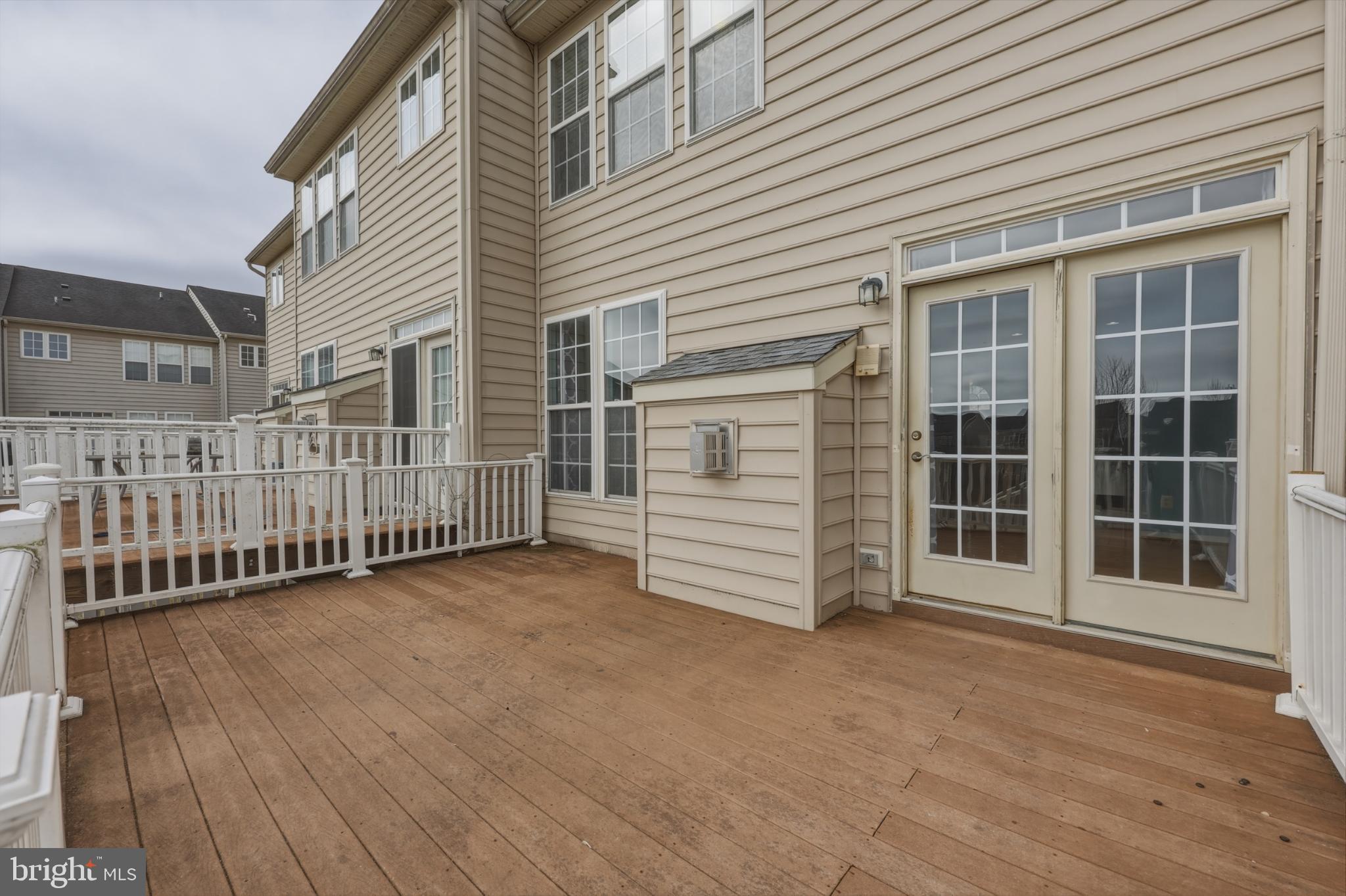 SHENANDOAH SPRINGS - Residential