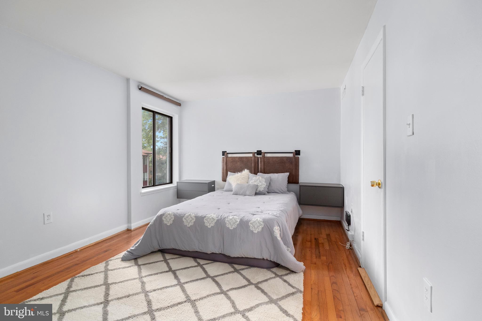 FAIRFIELD COMMONS - Residential