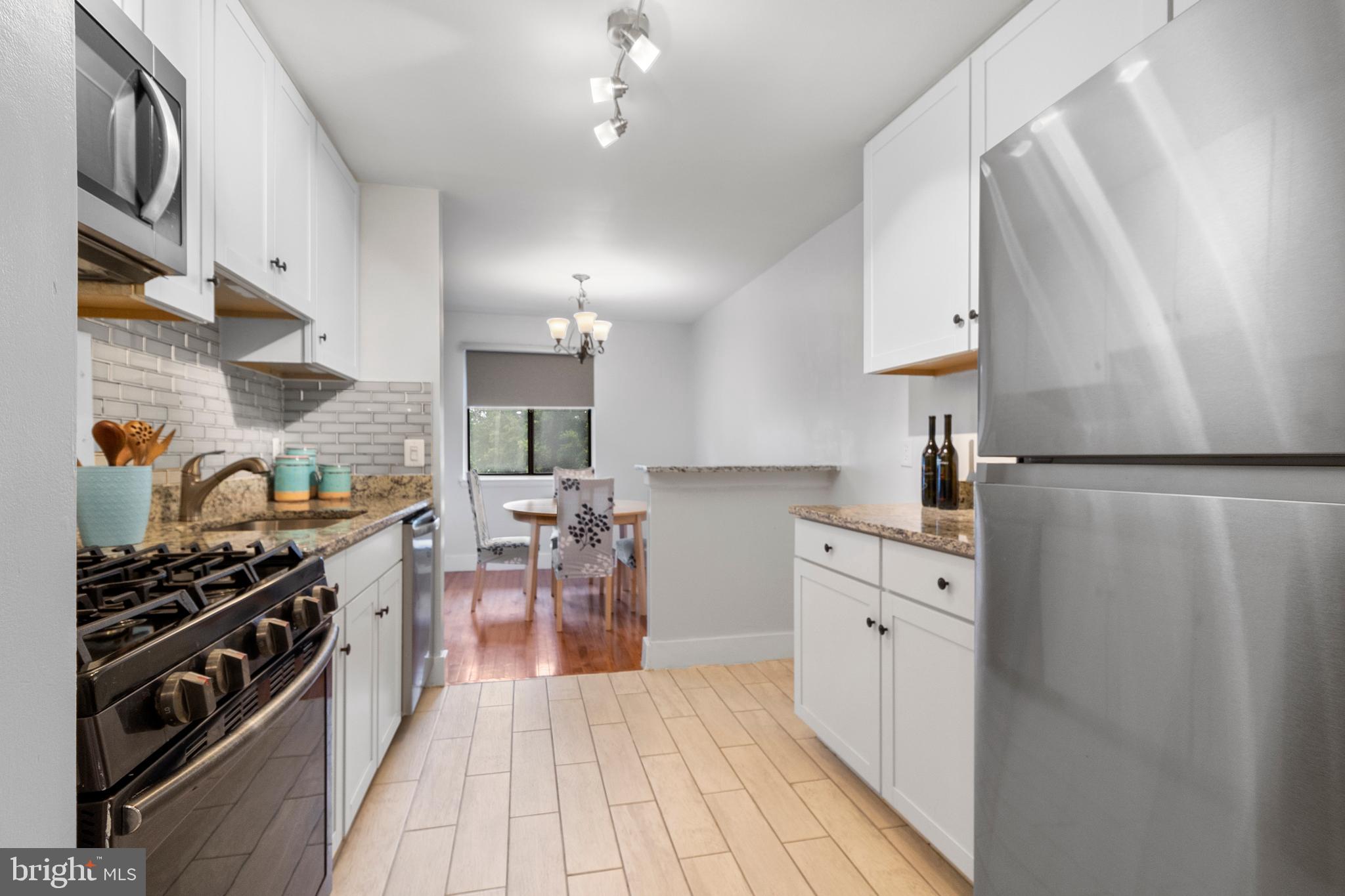 FAIRFIELD COMMONS - Residential