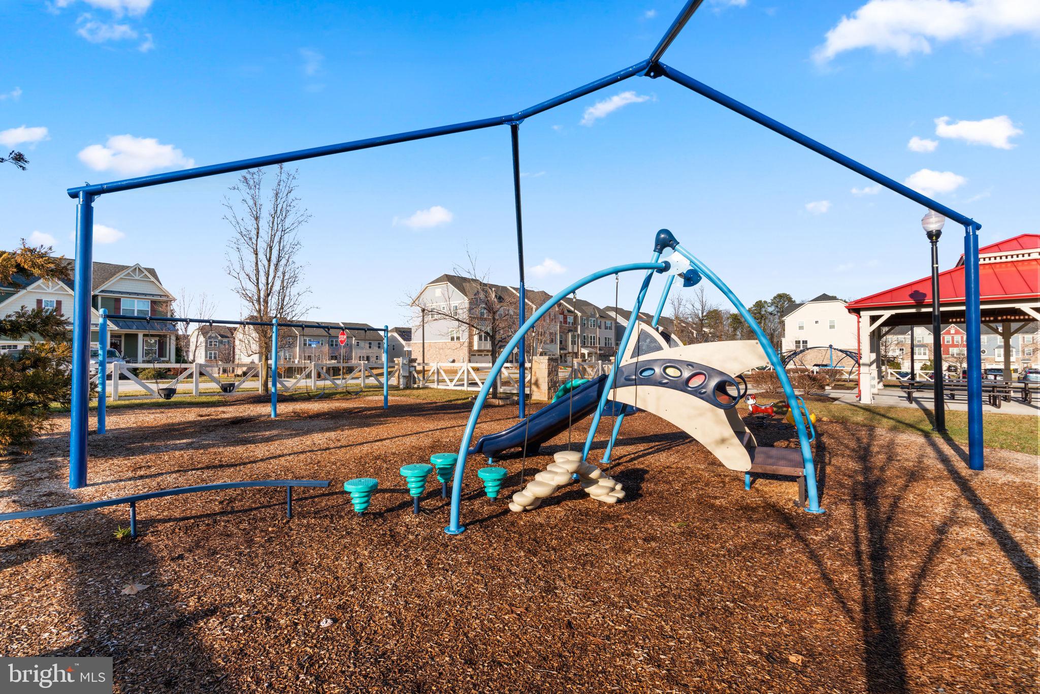 CREEKSIDE VILLAGE AT TANYARD SPRINGS - Residential