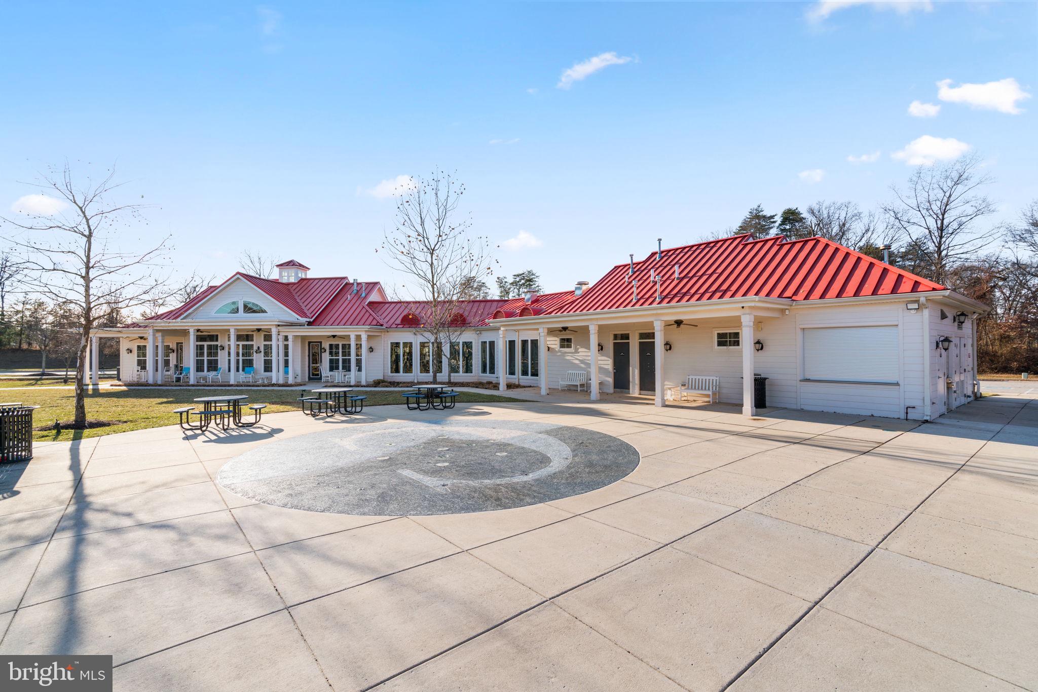 CREEKSIDE VILLAGE AT TANYARD SPRINGS - Residential
