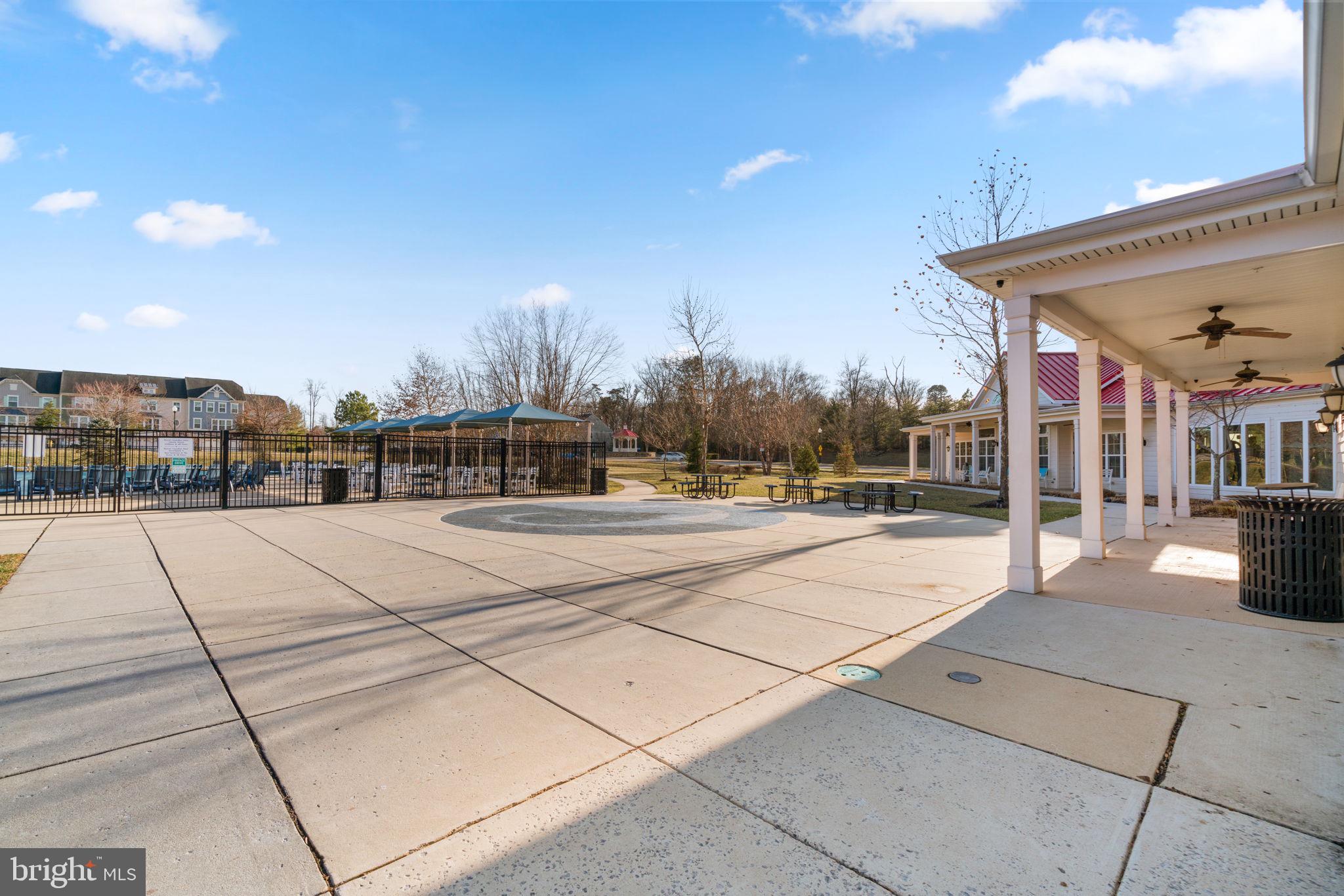 CREEKSIDE VILLAGE AT TANYARD SPRINGS - Residential