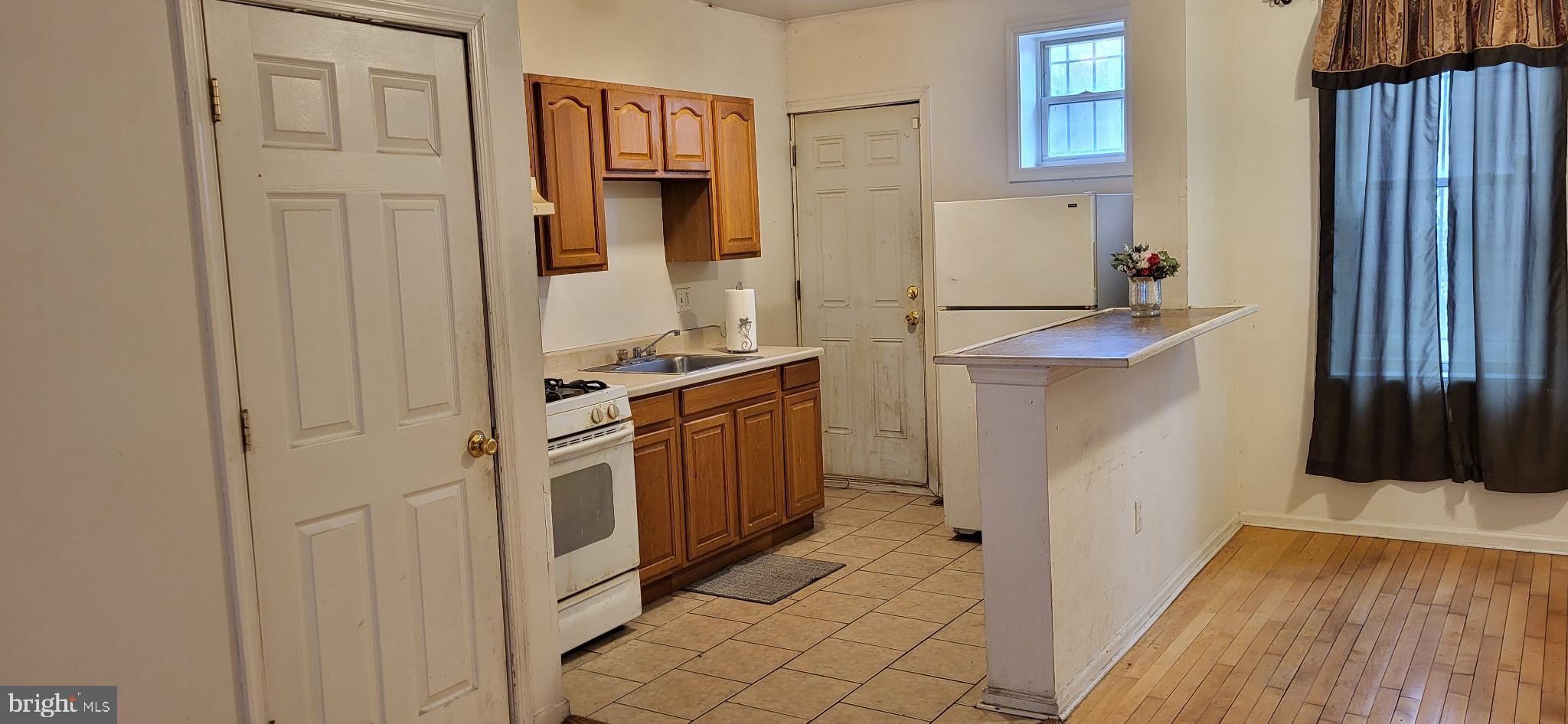 PARK CIRCLE - Residential