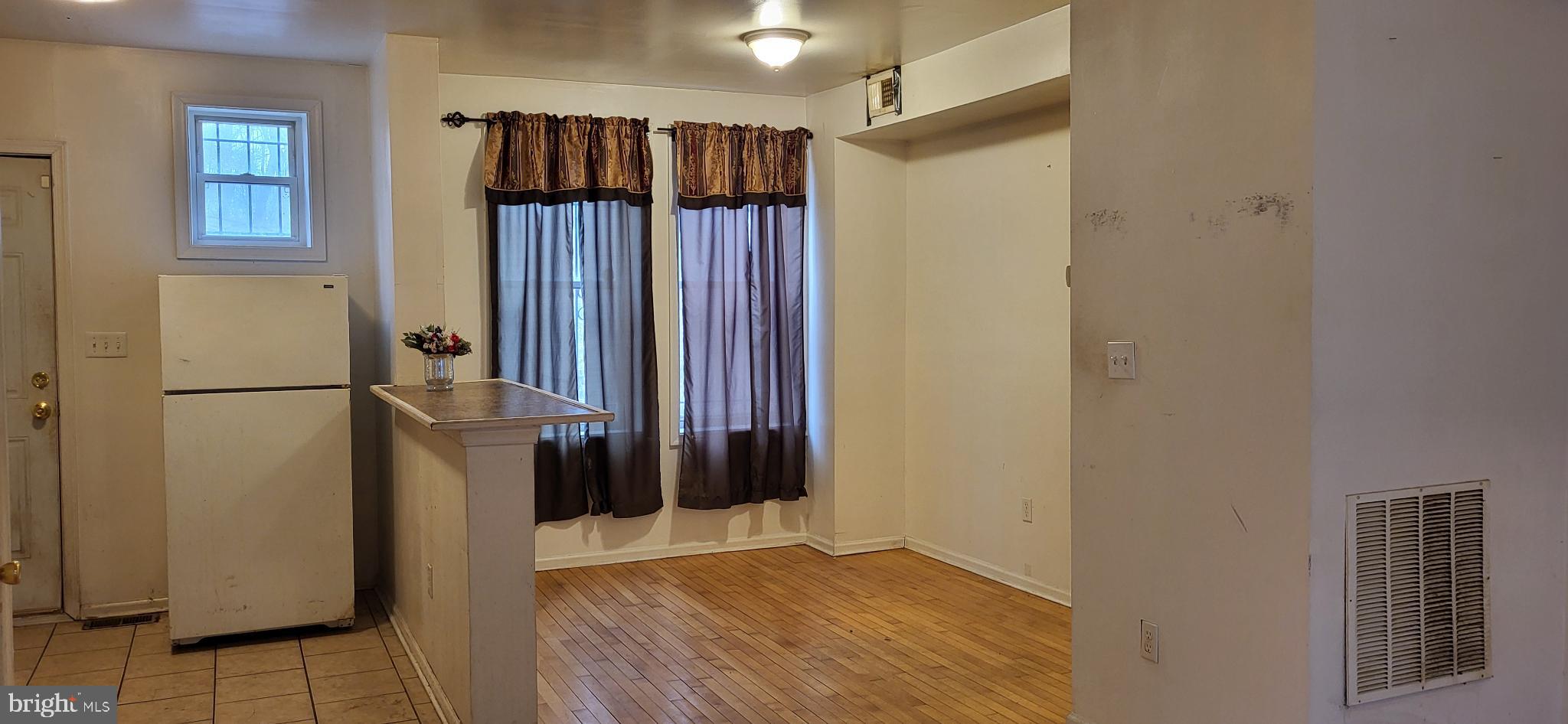 PARK CIRCLE - Residential