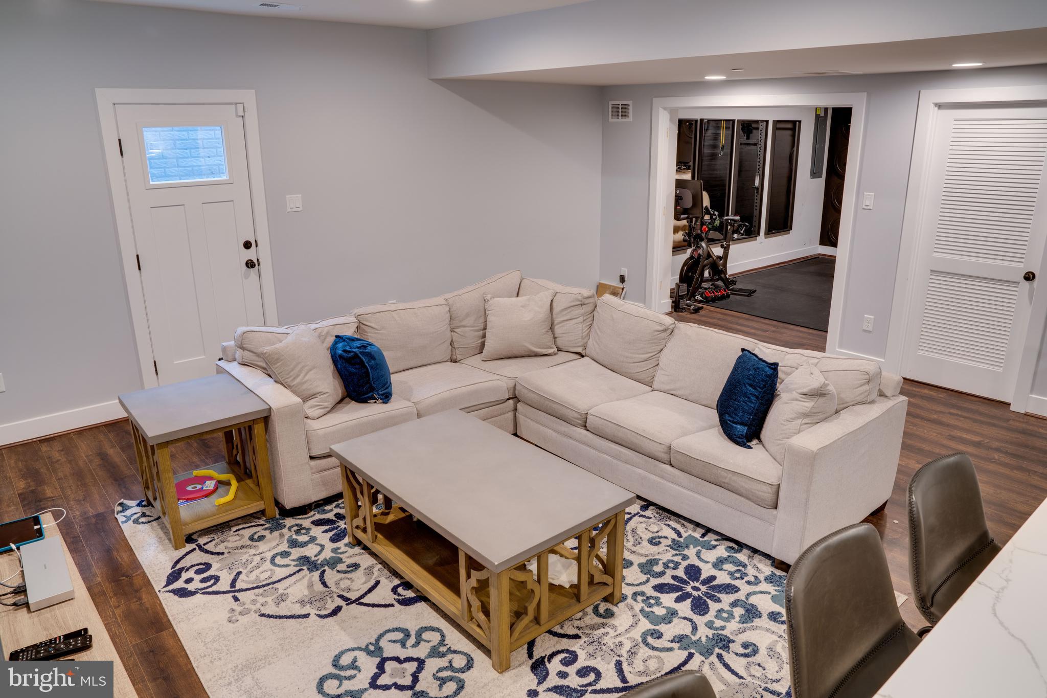 COLESVILLE OUTSIDE - Residential Lease