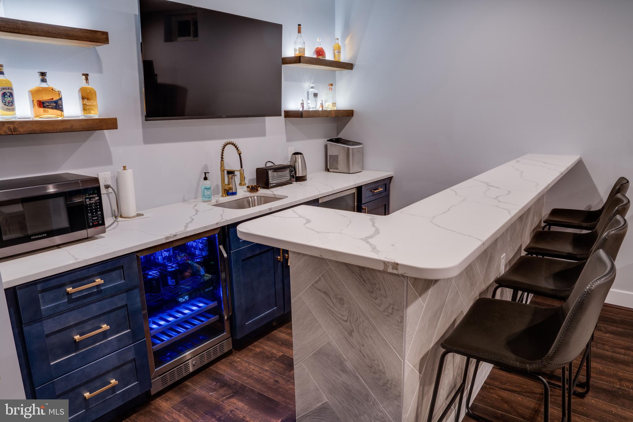 COLESVILLE OUTSIDE - Residential Lease