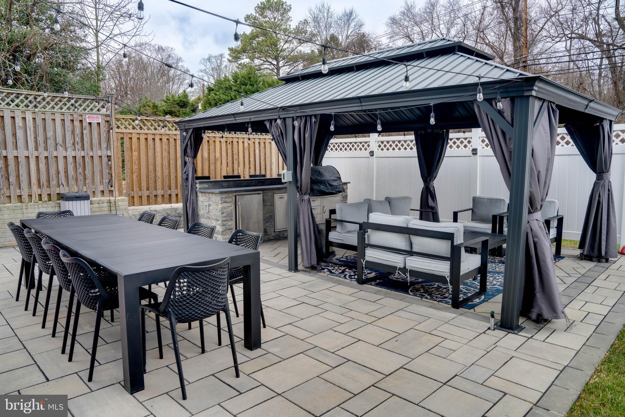 COLESVILLE OUTSIDE - Residential Lease