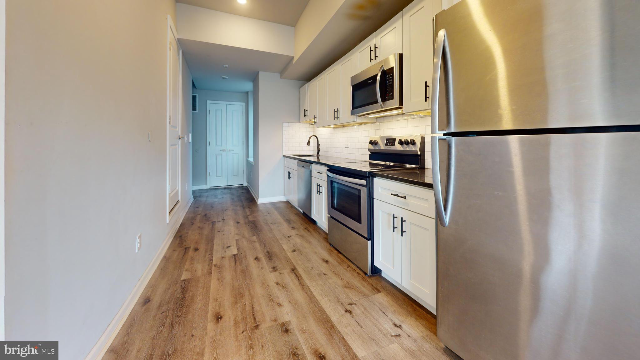 STRAWBERRY MANSION - Residential Lease