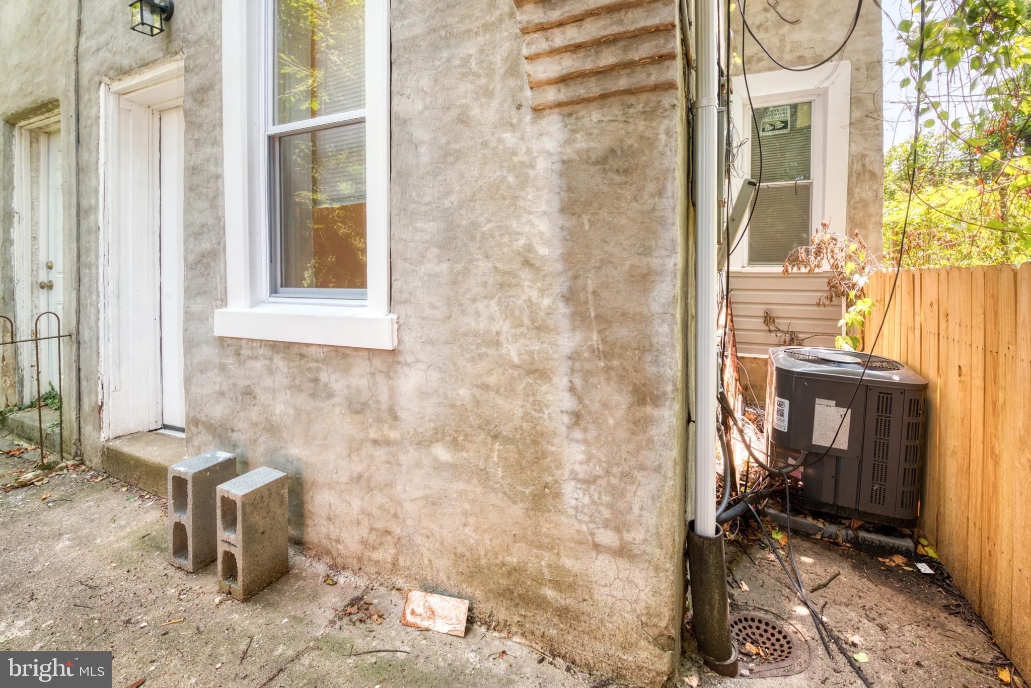 WEST OAK LANE - Residential
