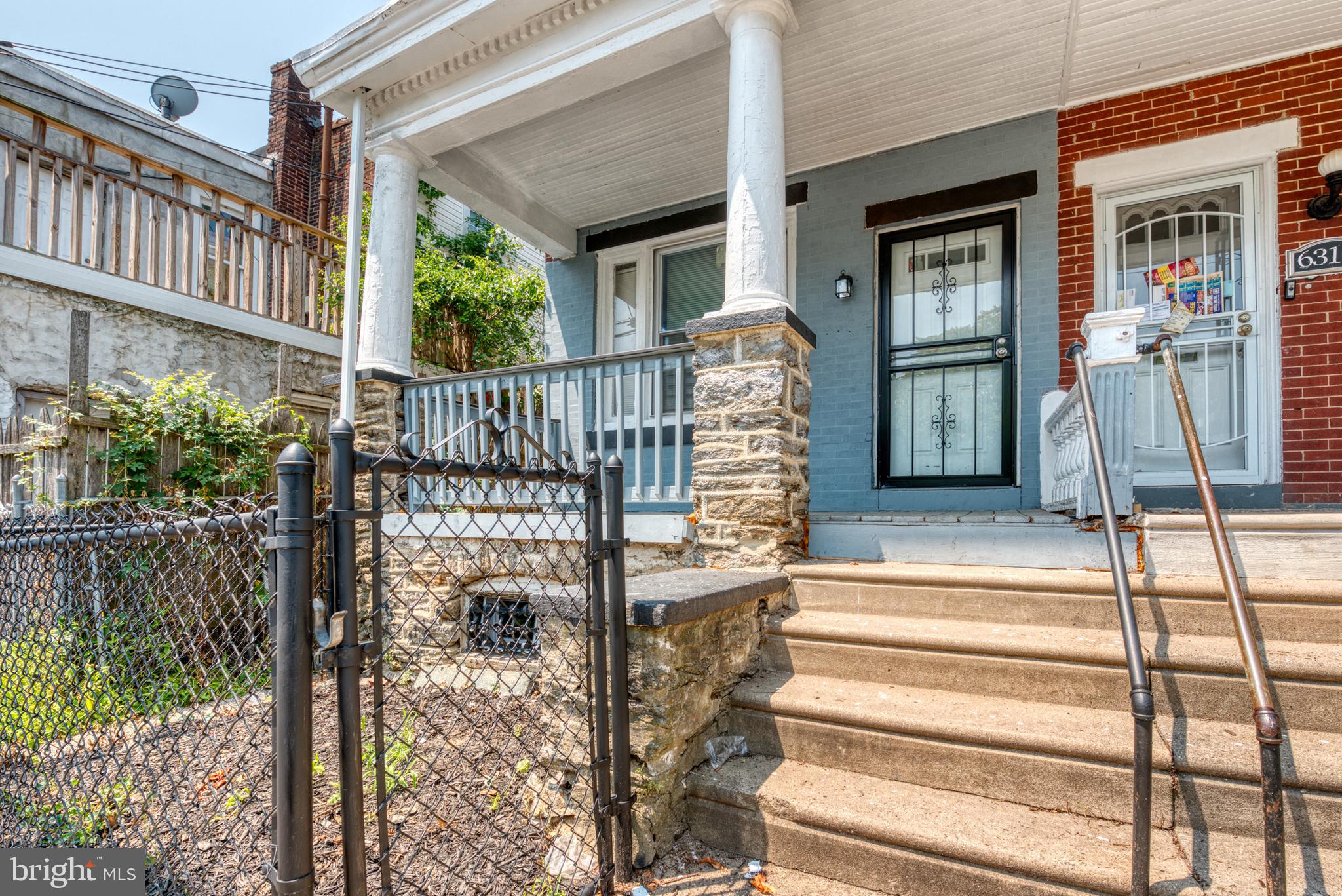 WEST OAK LANE - Residential