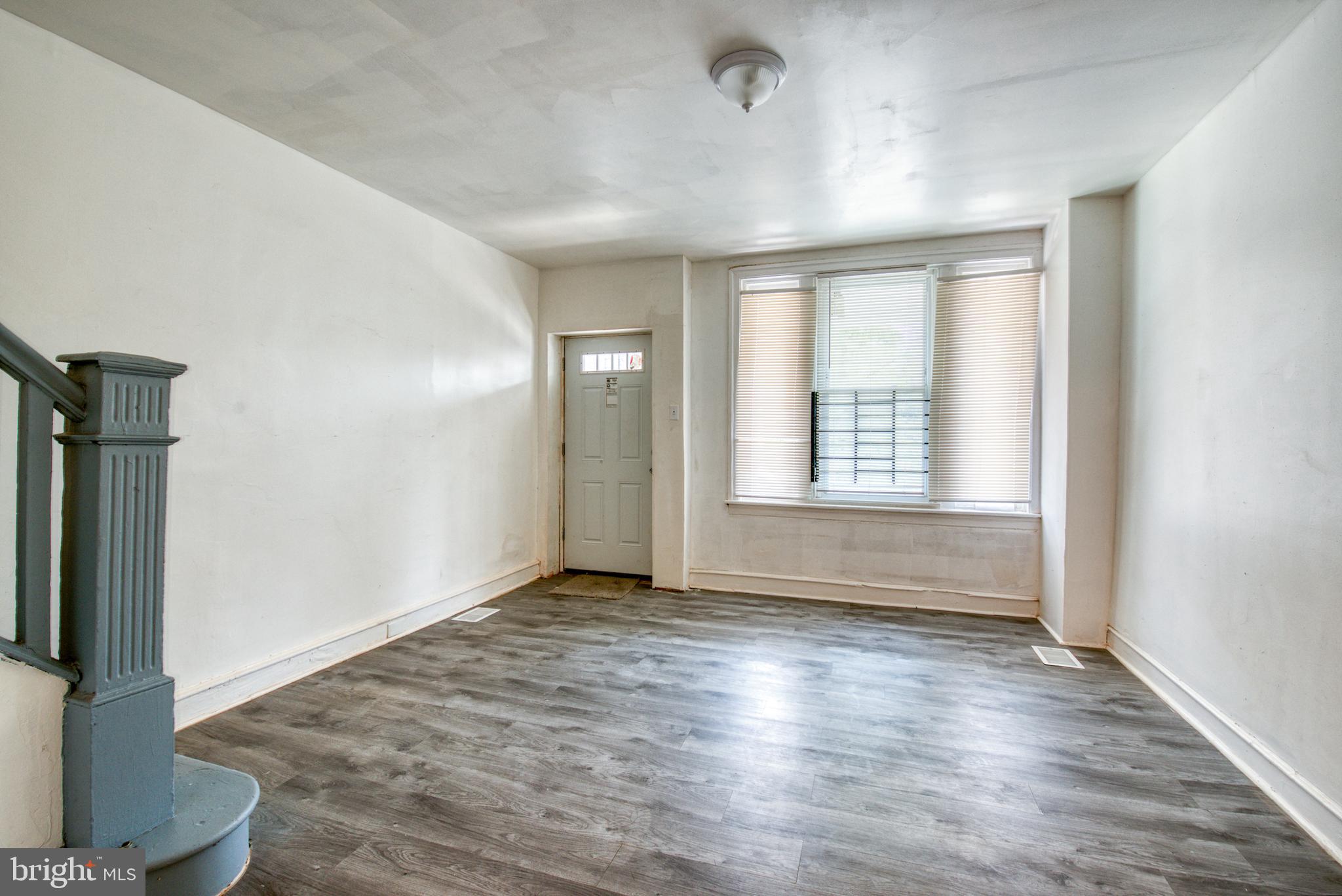 WEST OAK LANE - Residential