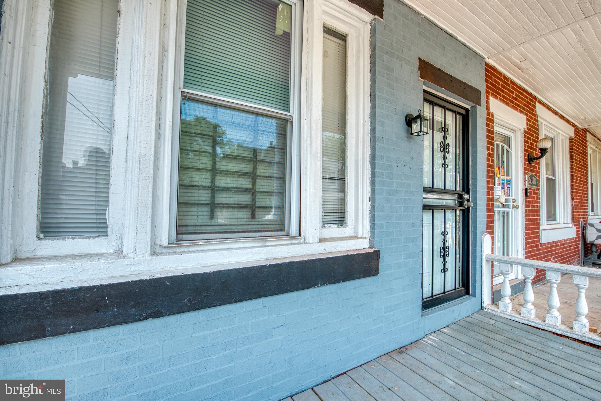WEST OAK LANE - Residential