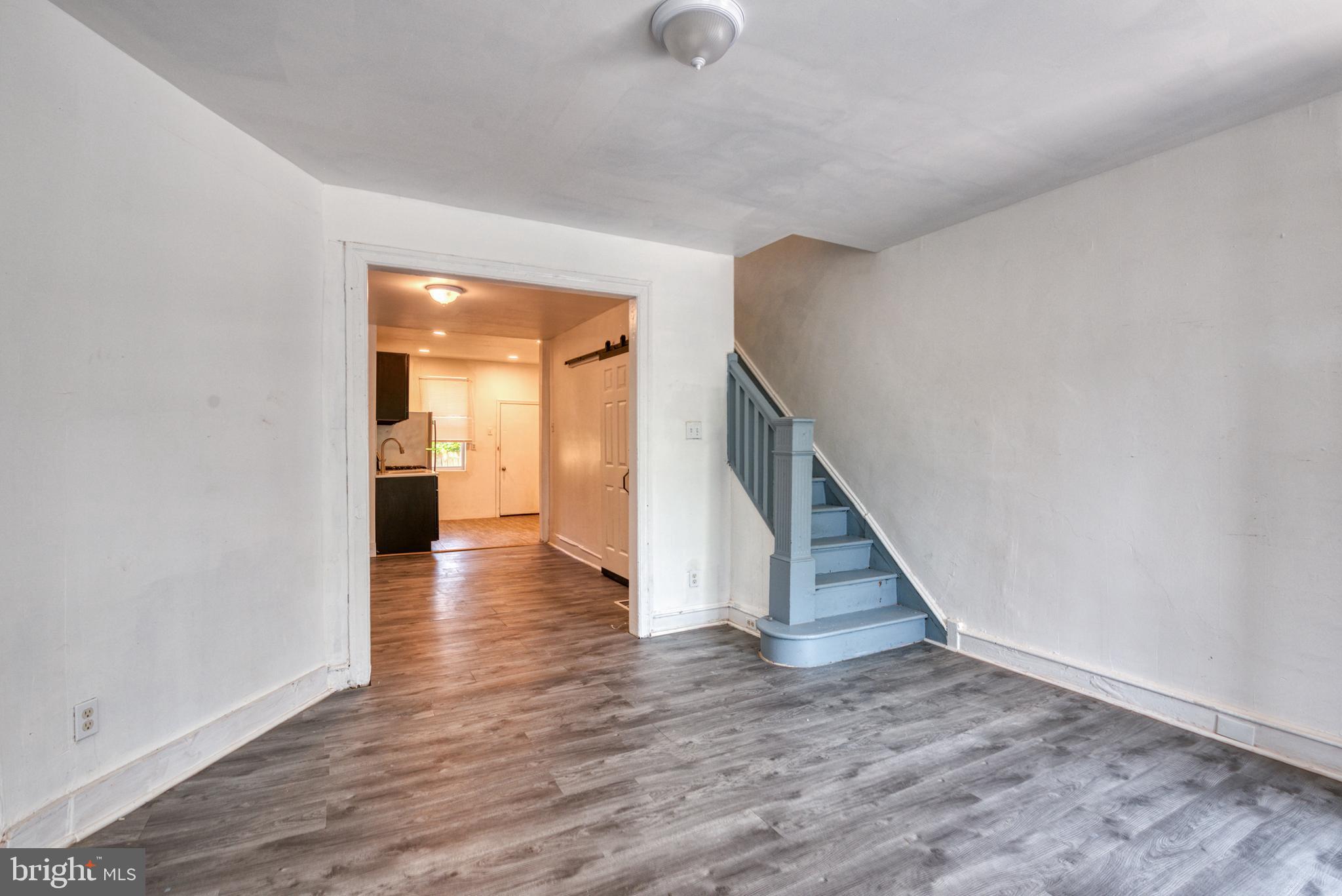 WEST OAK LANE - Residential