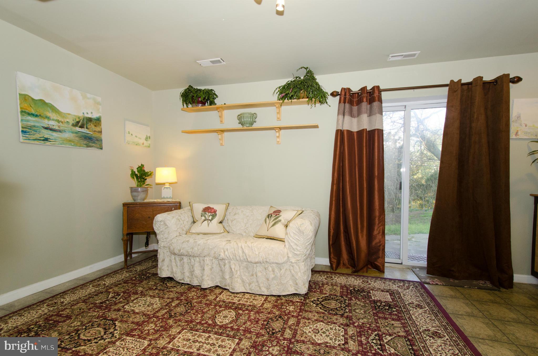 GLENDALE - Residential