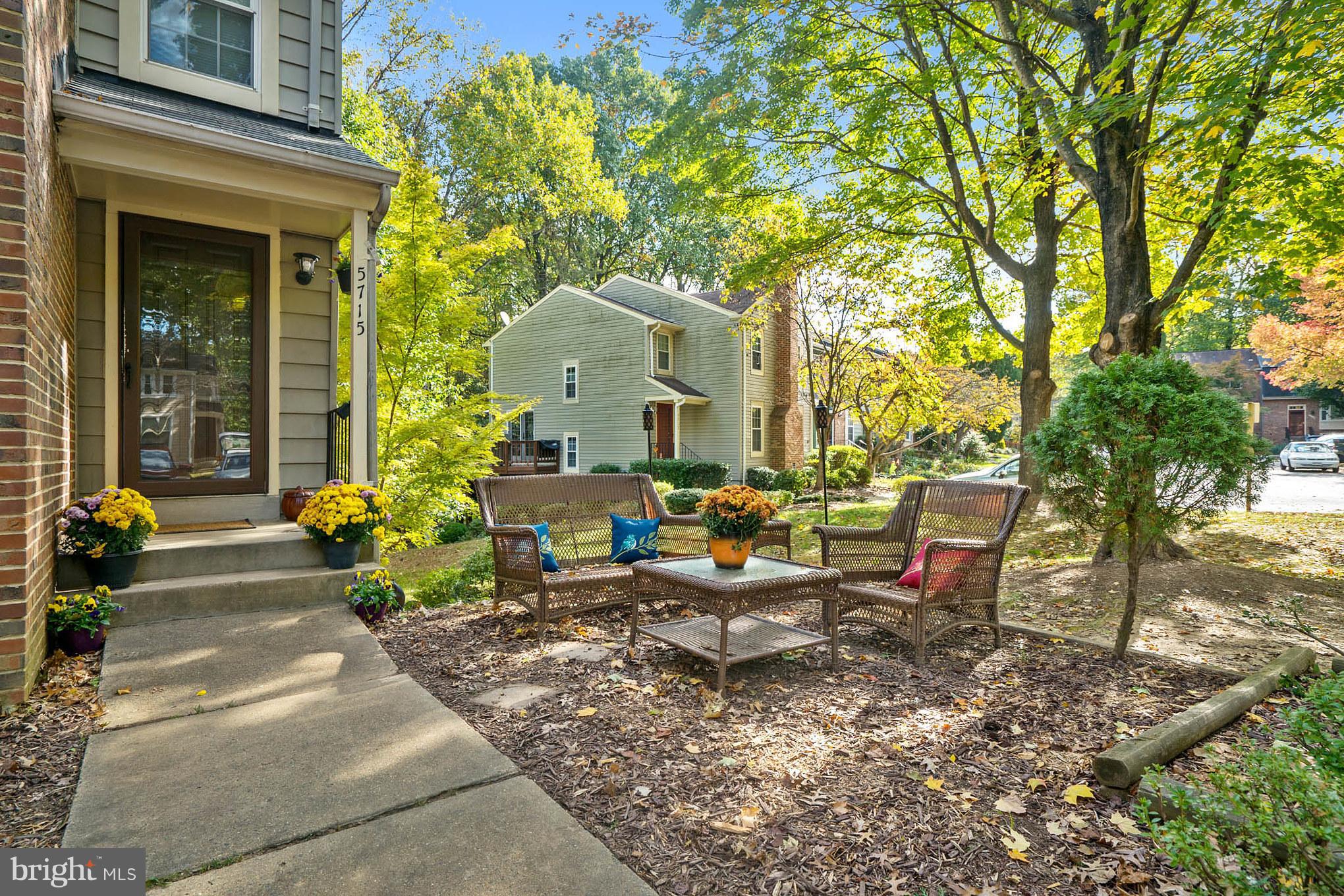 BURKE CENTRE - Residential