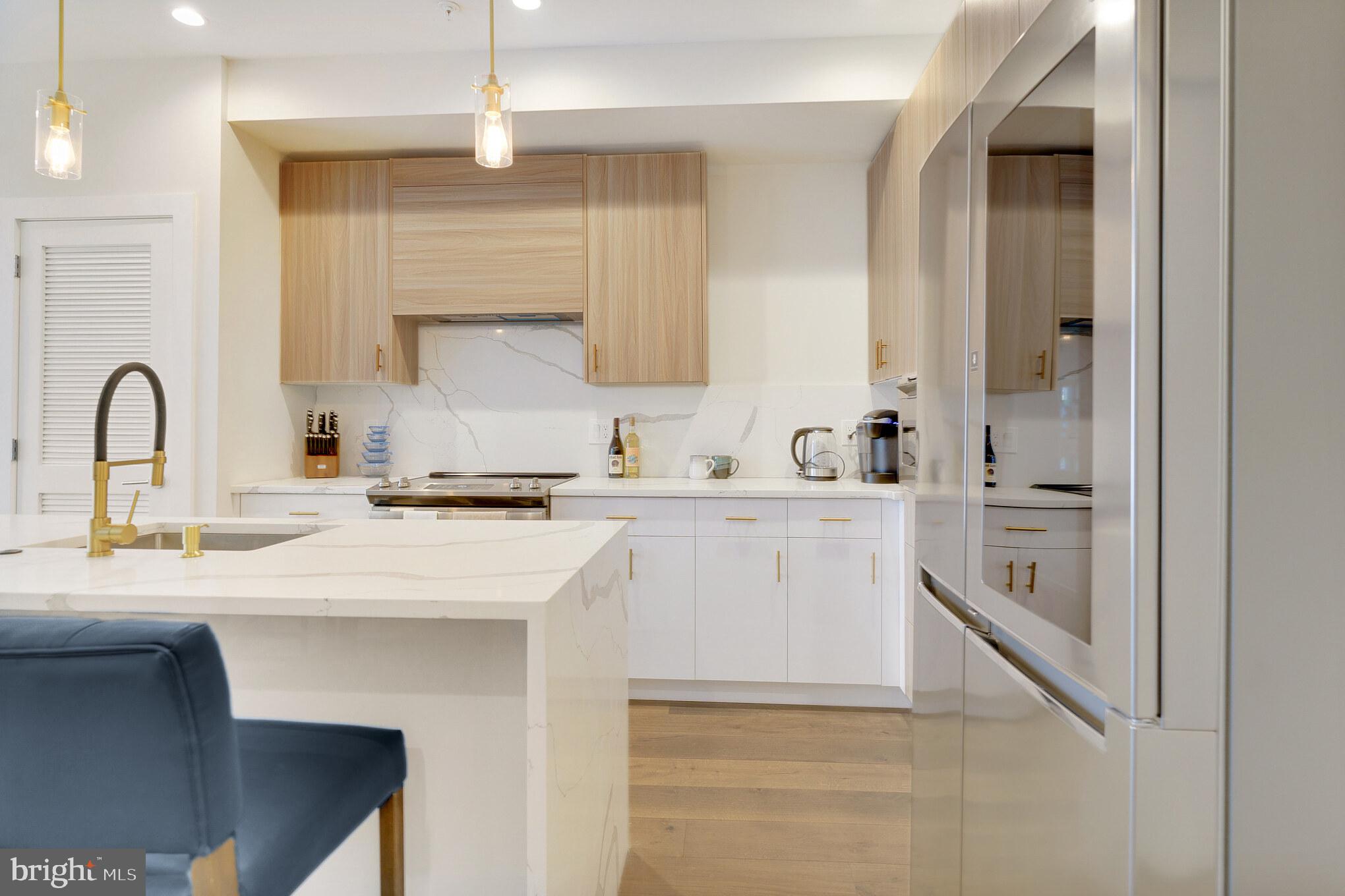 FRANCISVILLE - Residential Lease