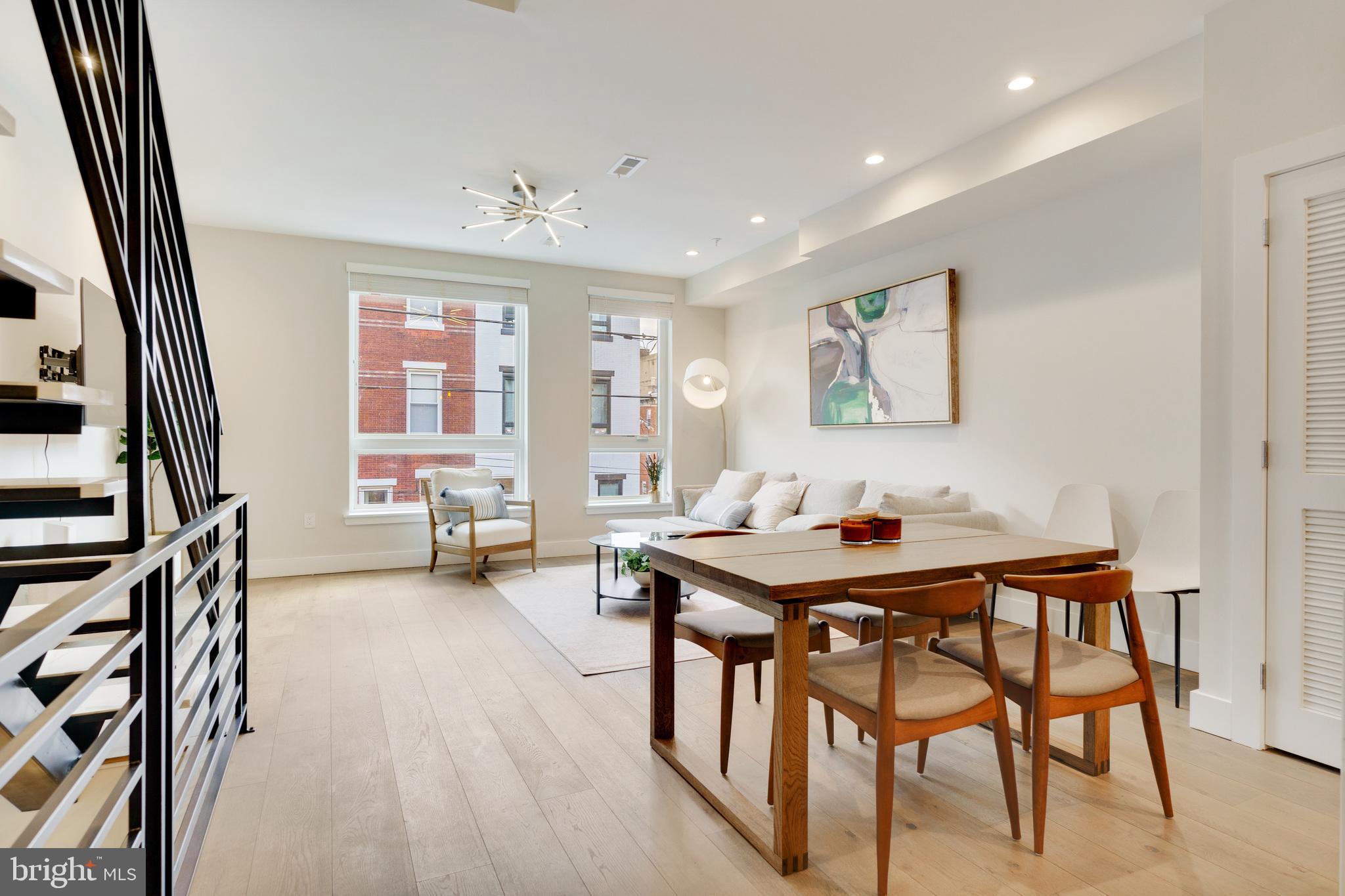 FRANCISVILLE - Residential Lease