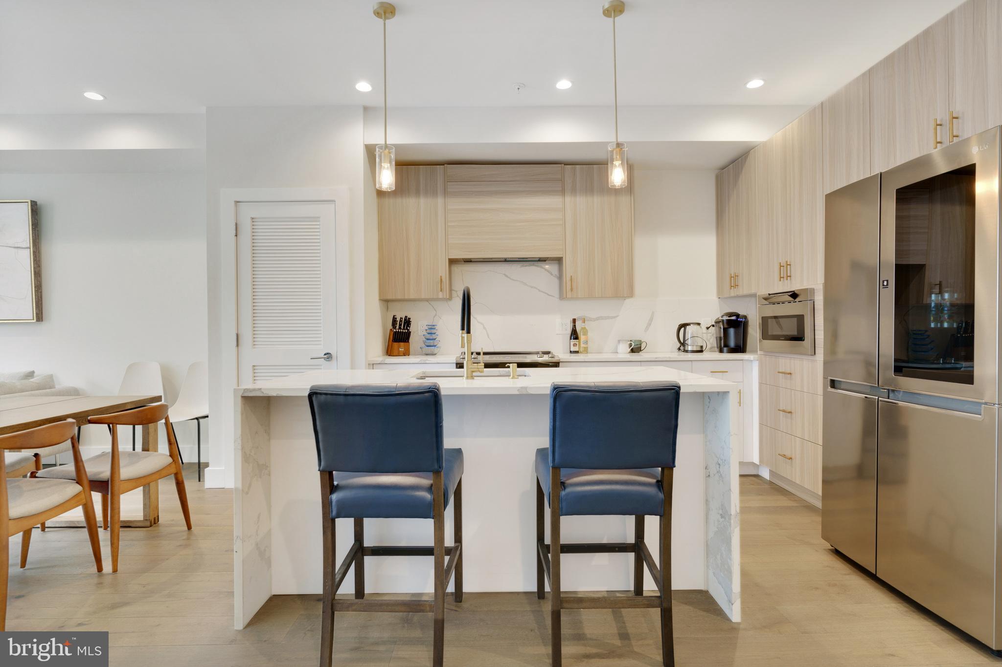 FRANCISVILLE - Residential Lease