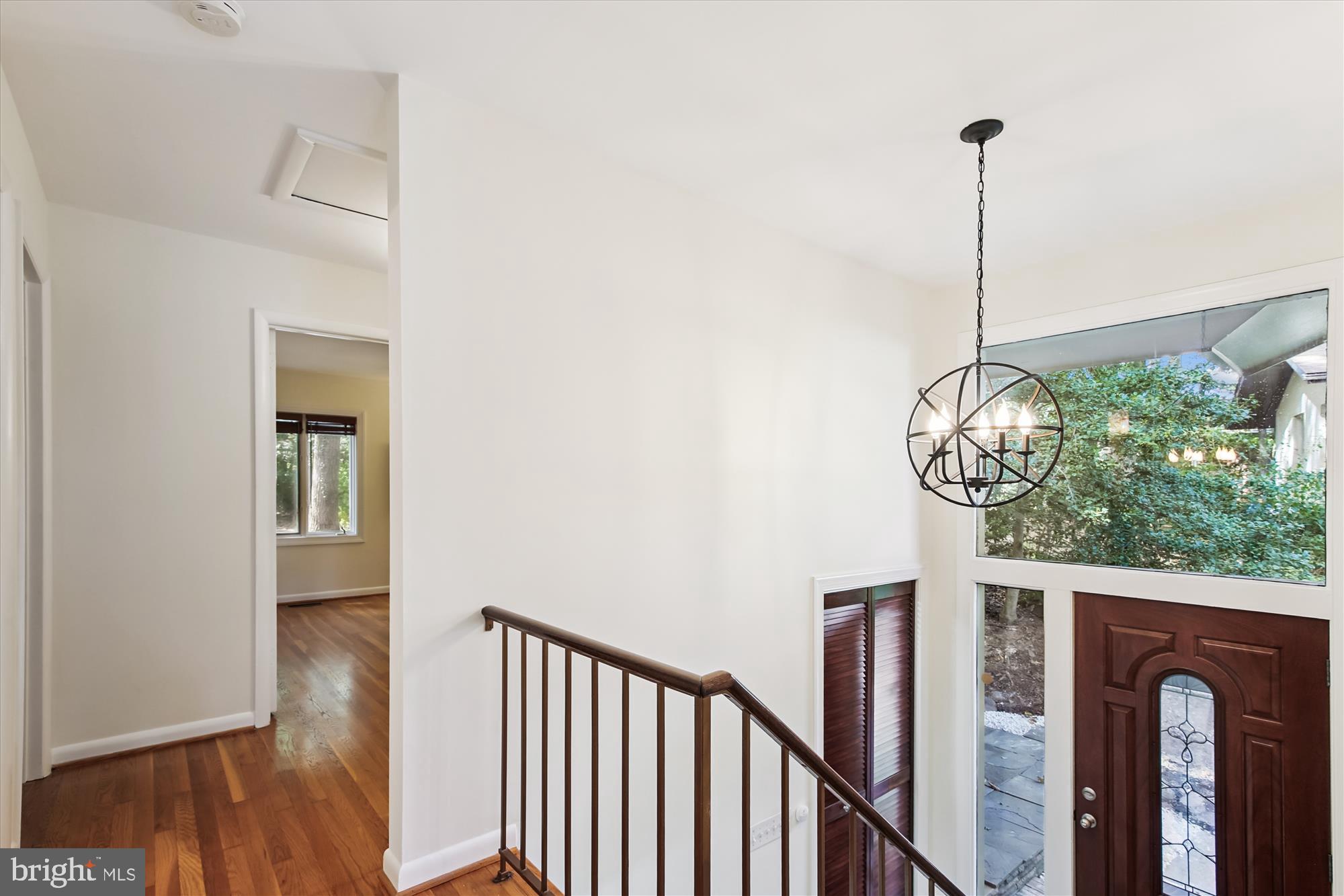 RESTON - Residential