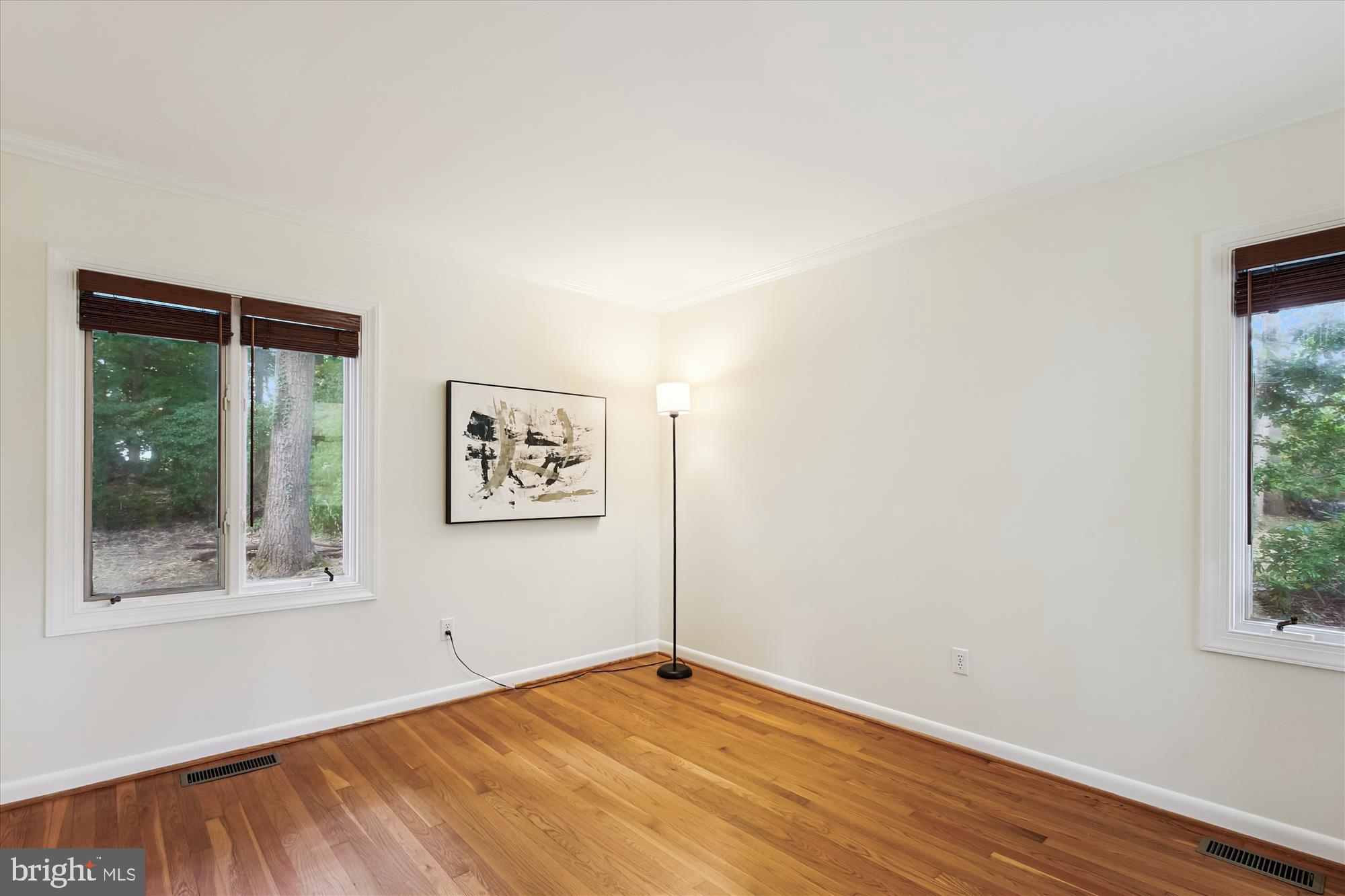 RESTON - Residential