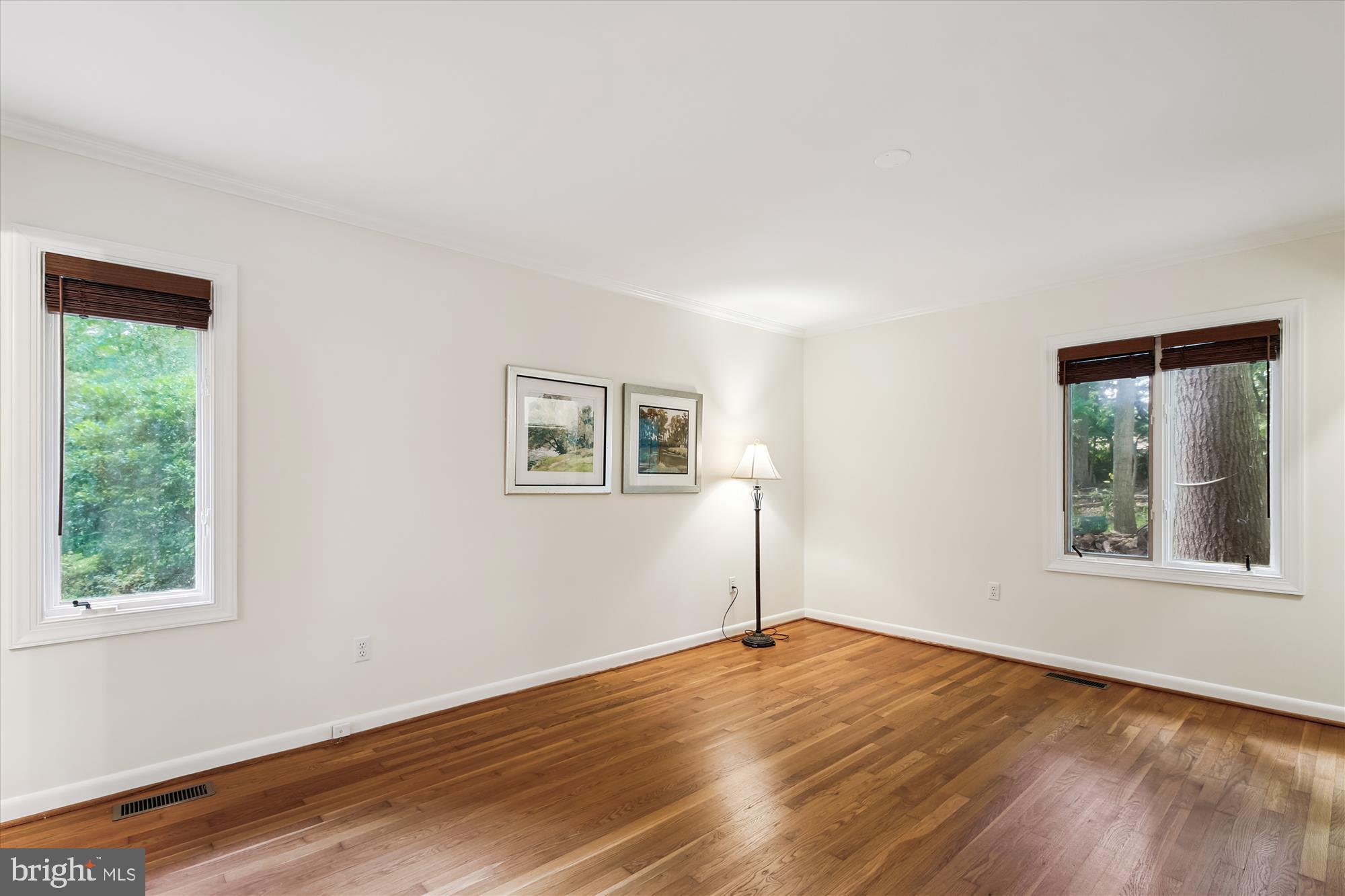 RESTON - Residential