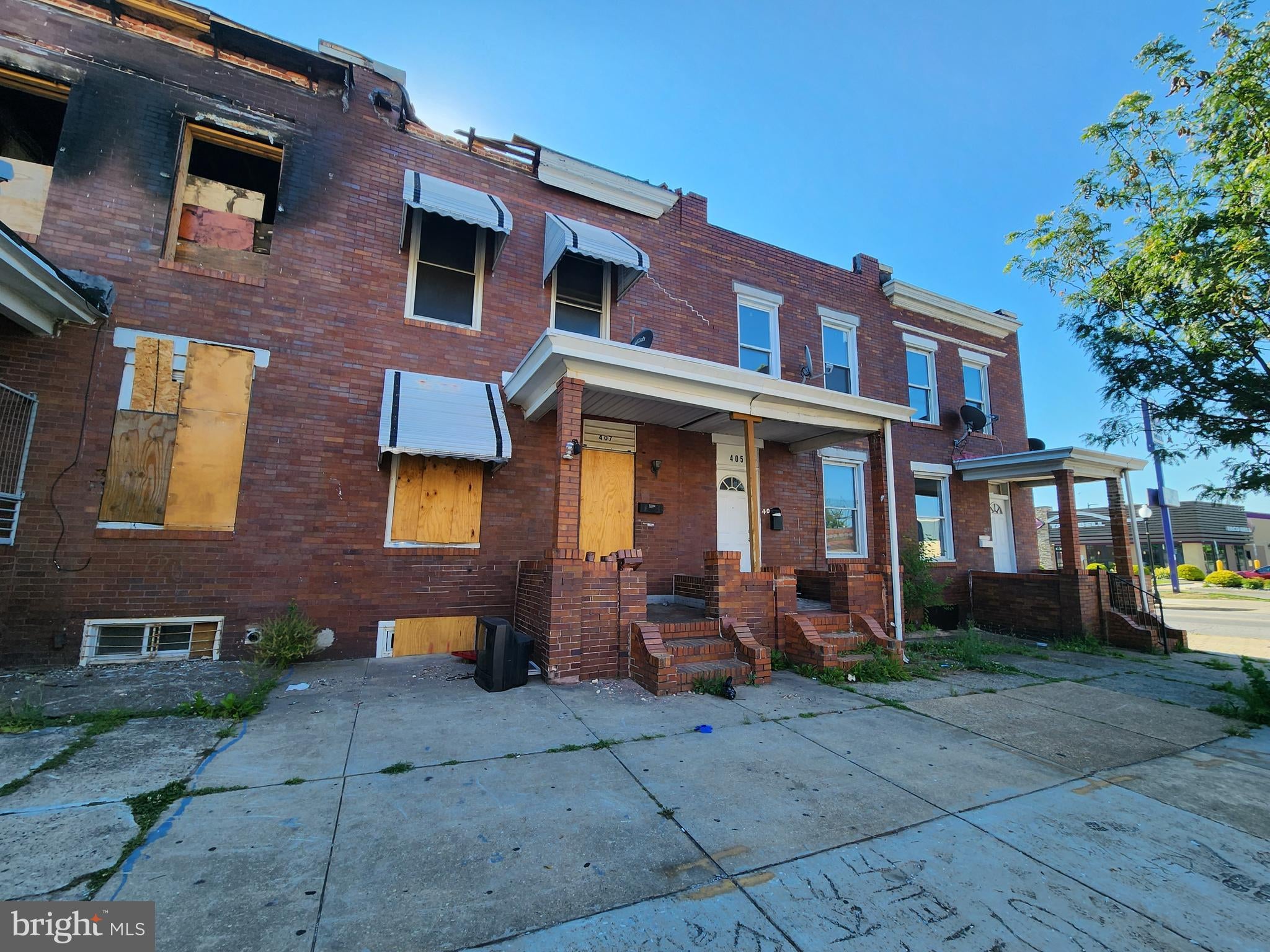 407 CLINTON STREET