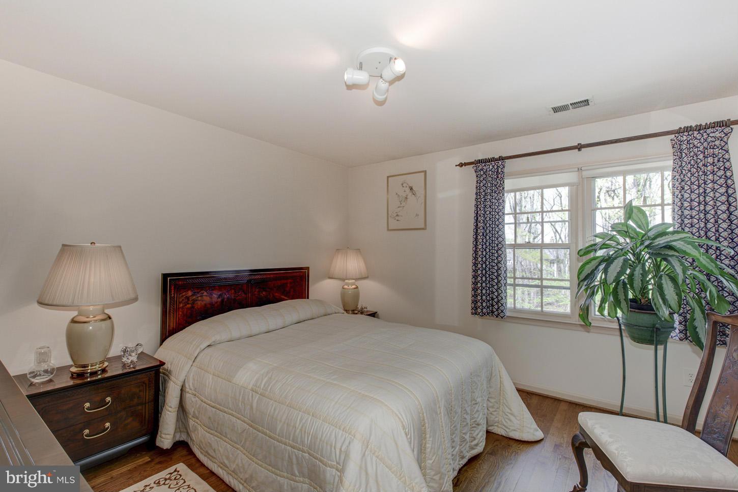 CEDARS OF MC LEAN - Residential