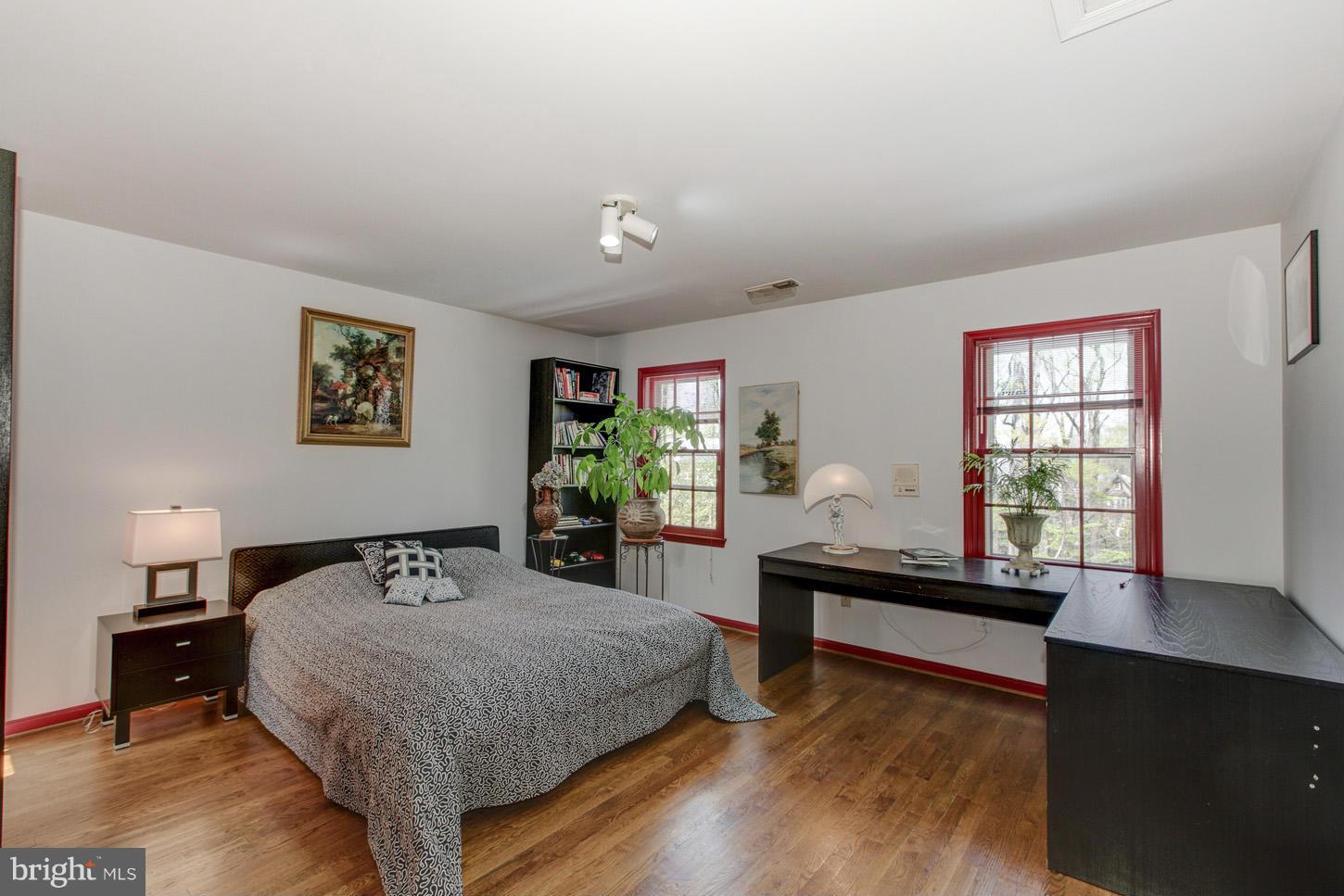 CEDARS OF MC LEAN - Residential