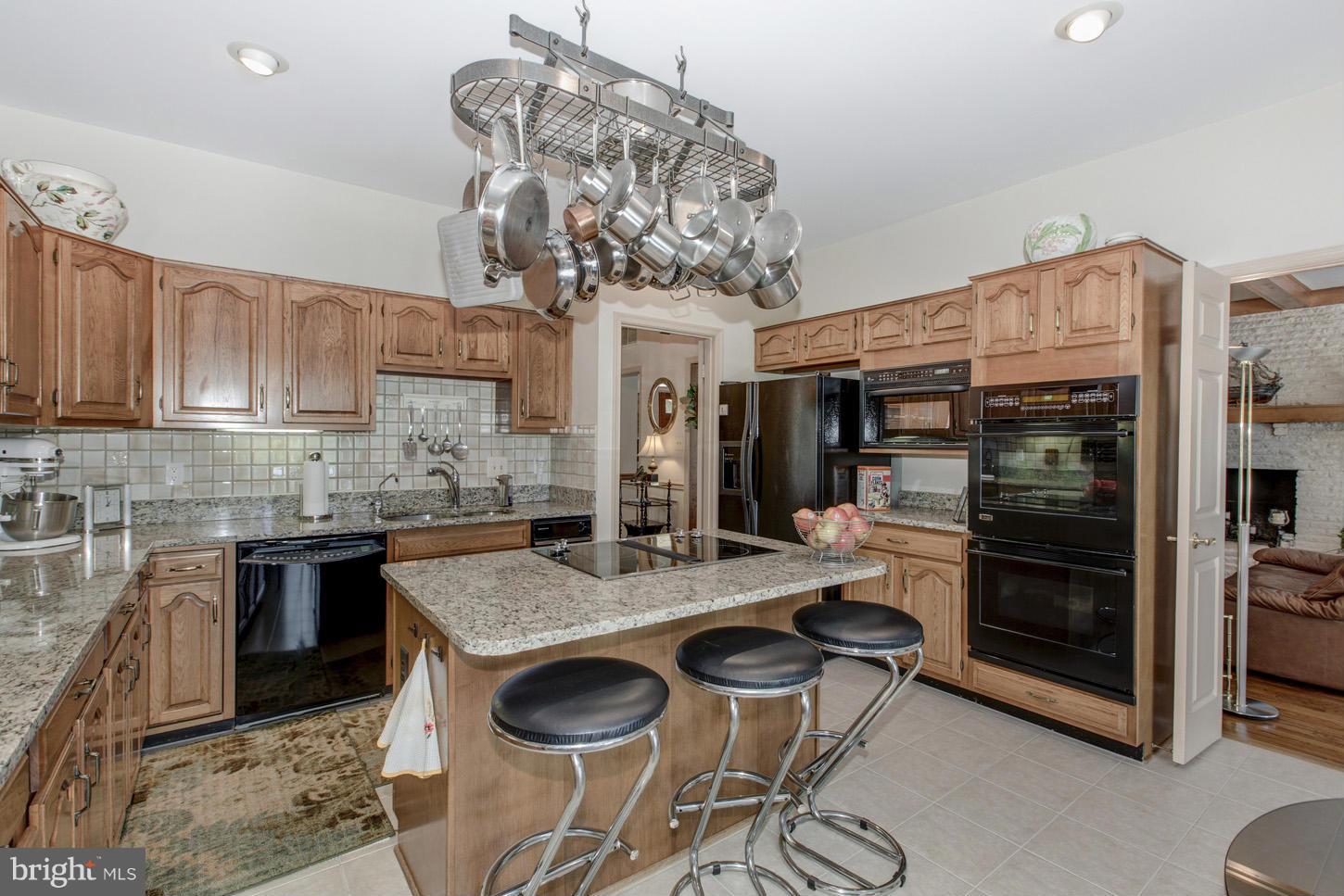 CEDARS OF MC LEAN - Residential