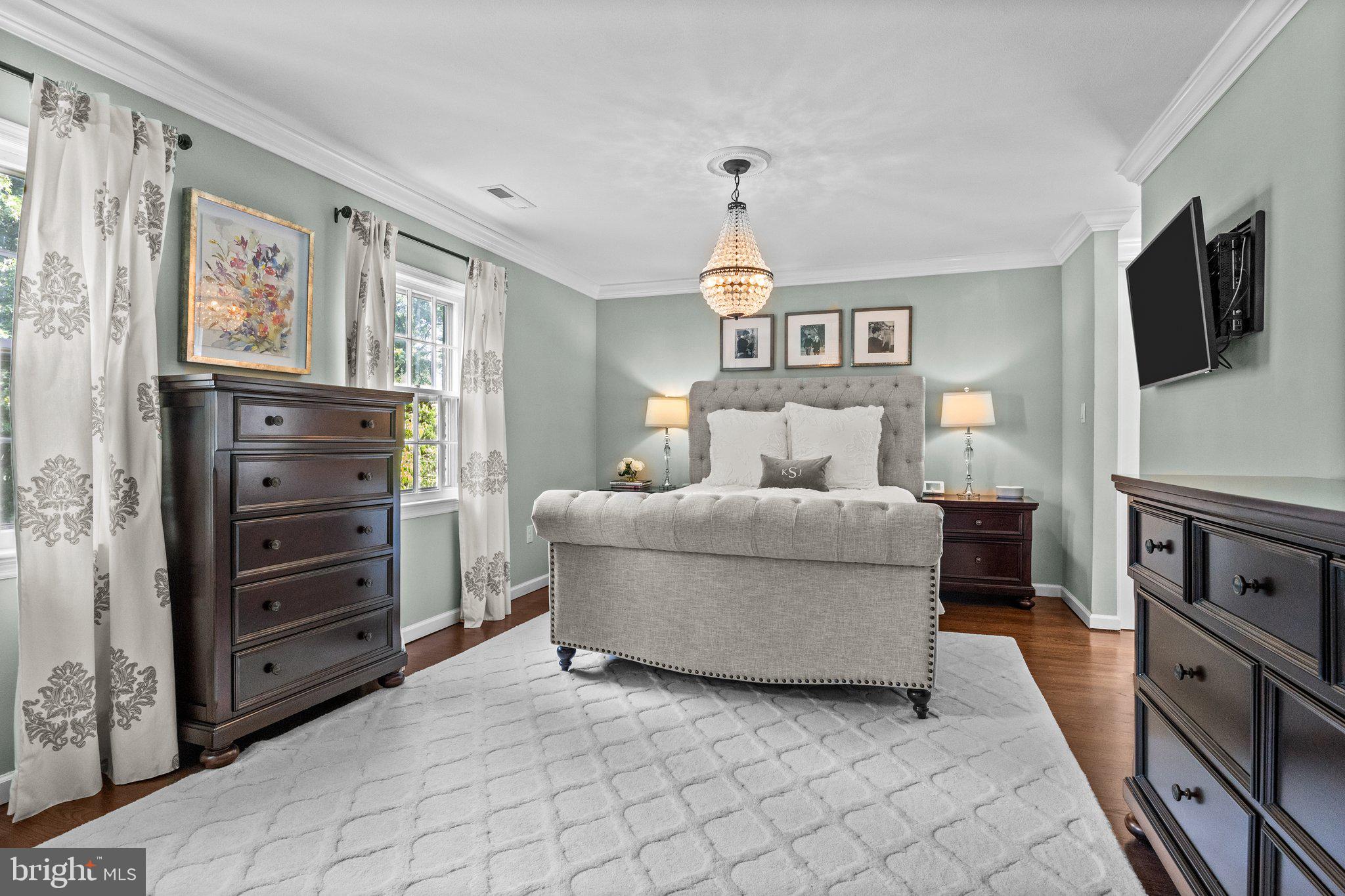 WYNNEWOOD - Residential