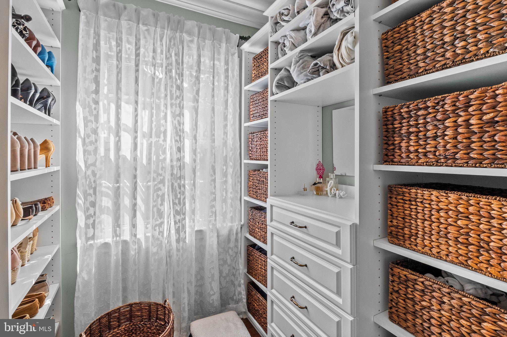 WYNNEWOOD - Residential