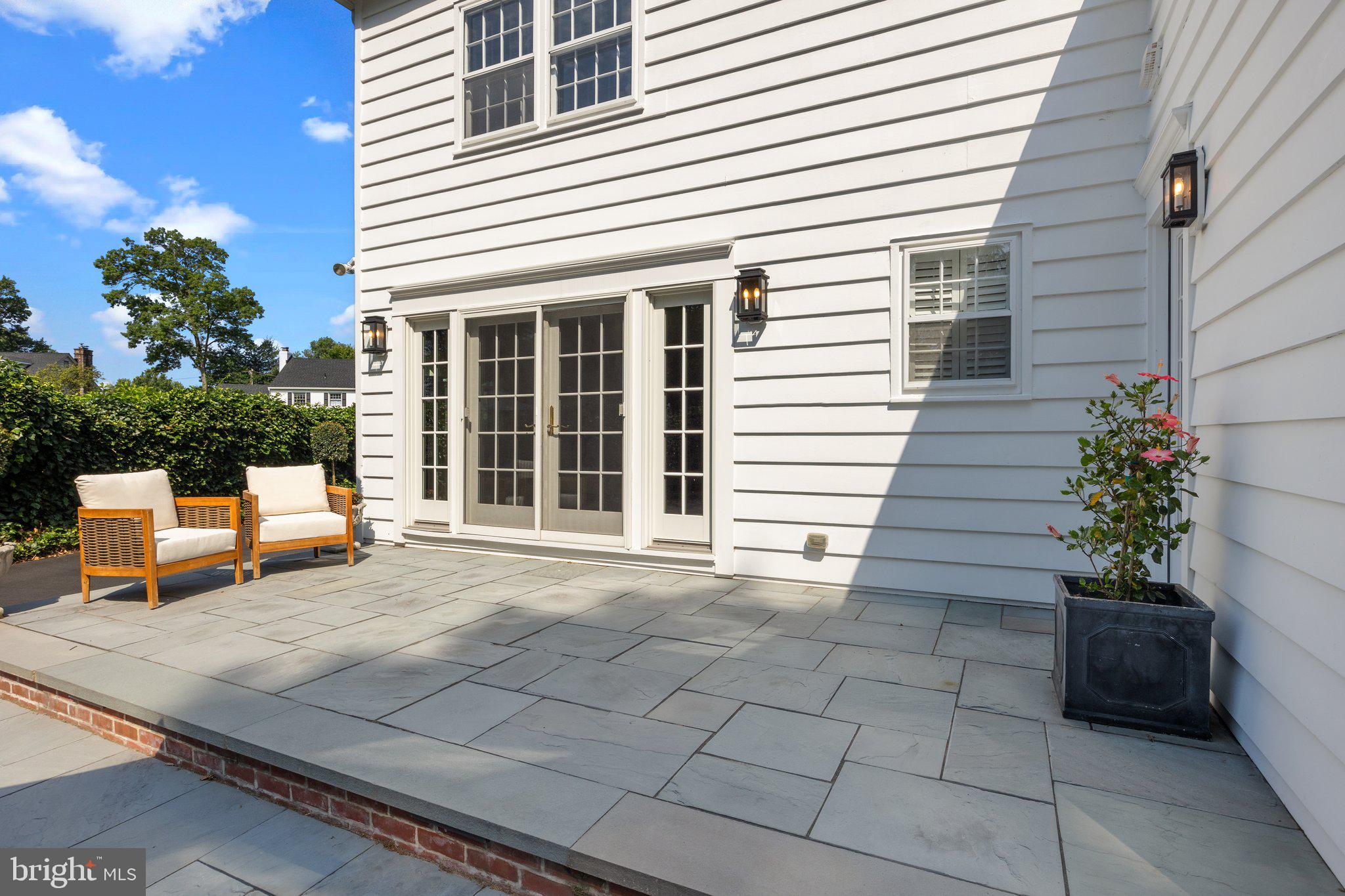 WYNNEWOOD - Residential