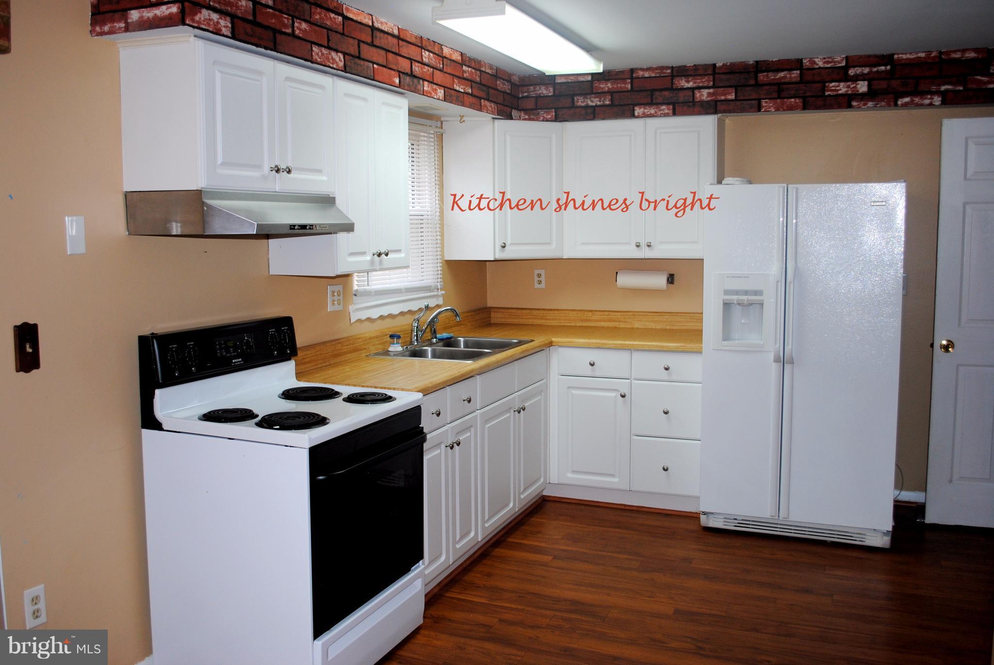 COHANSEY COURTS - Residential Lease