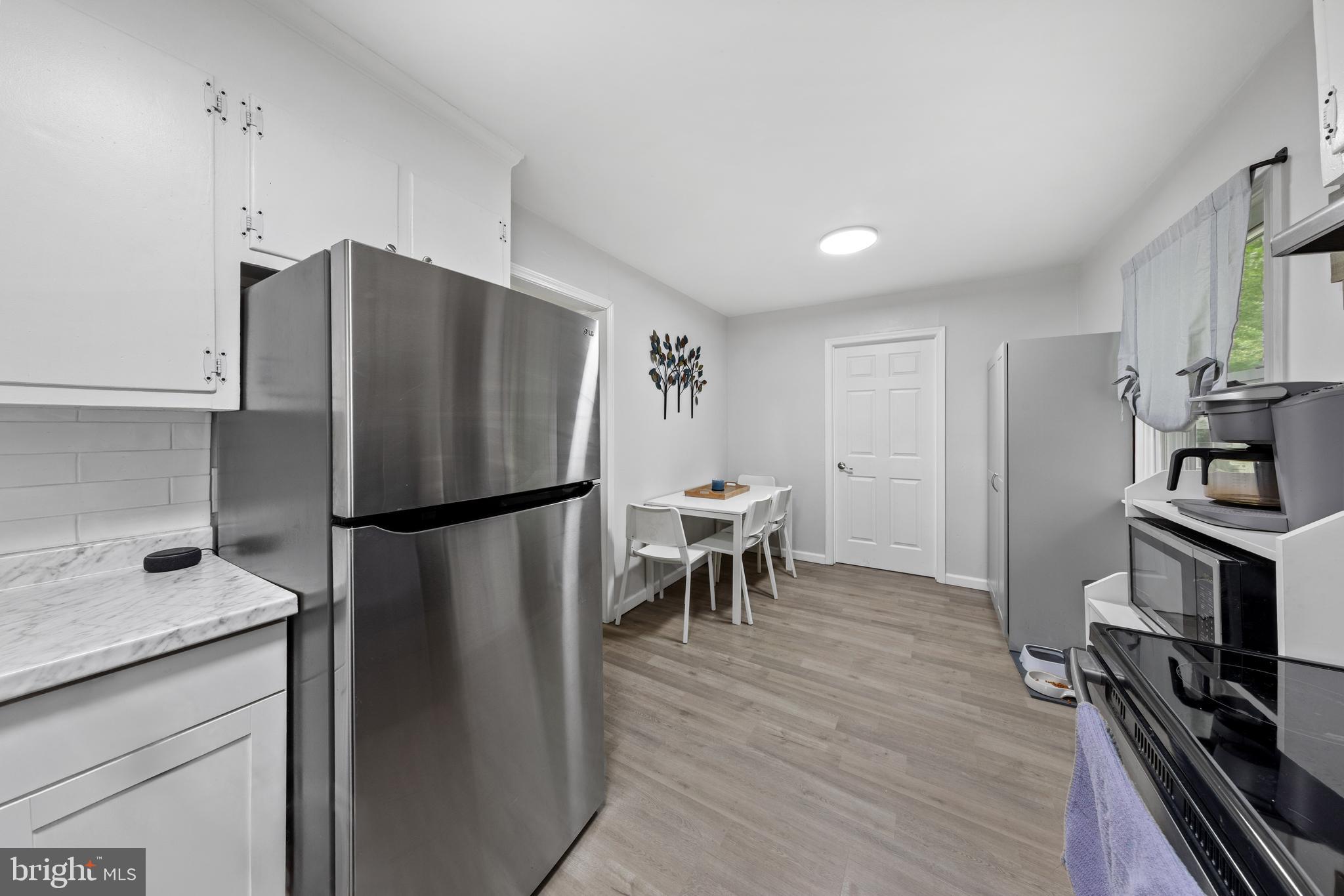 EDGEWOOD PARK - Residential