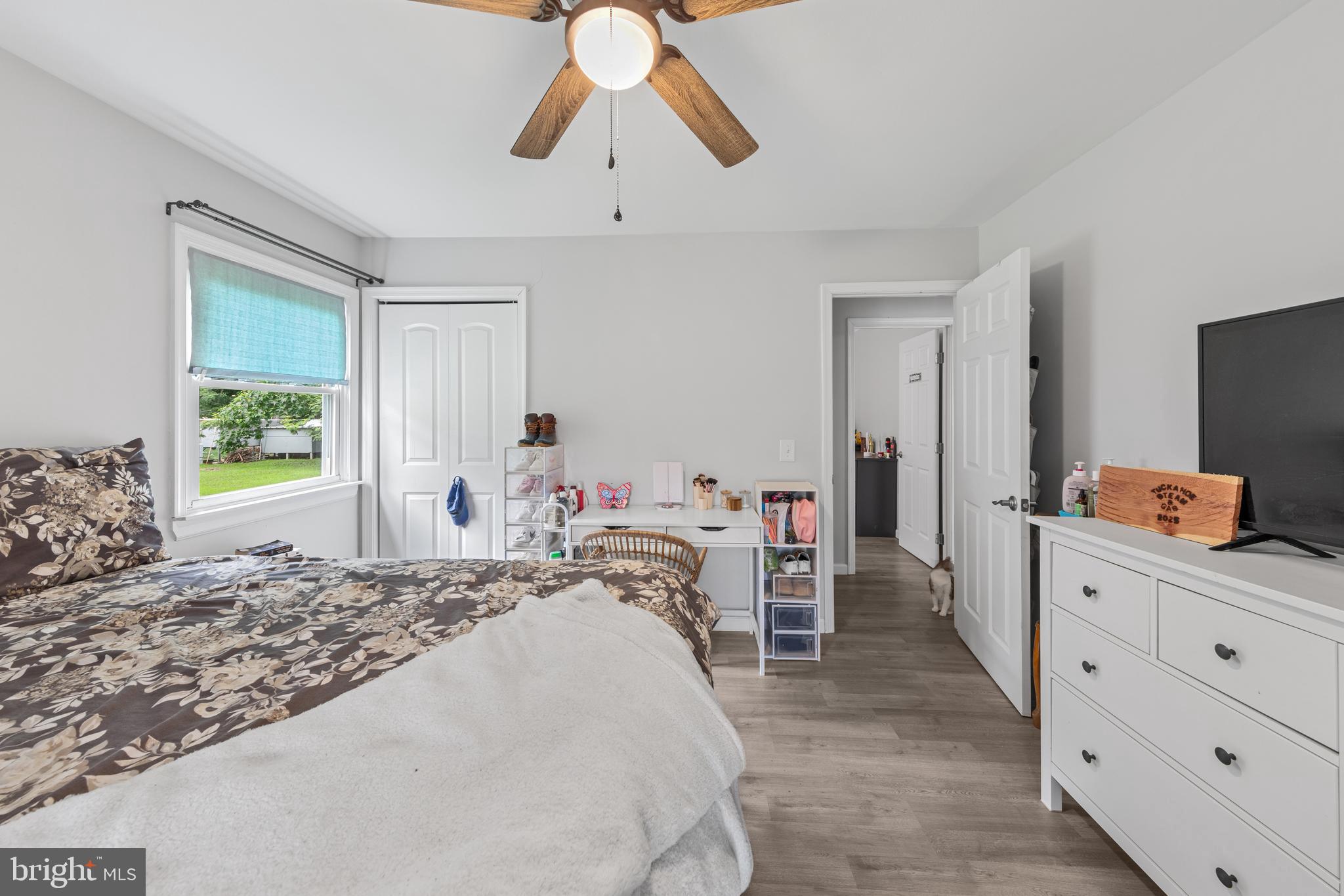 EDGEWOOD PARK - Residential