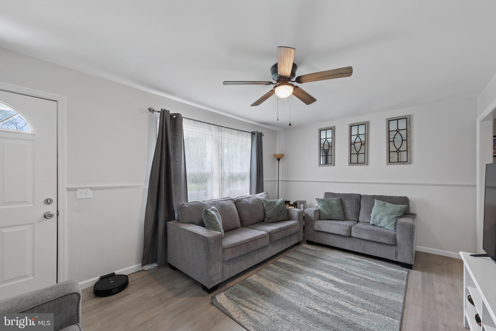 EDGEWOOD PARK - Residential