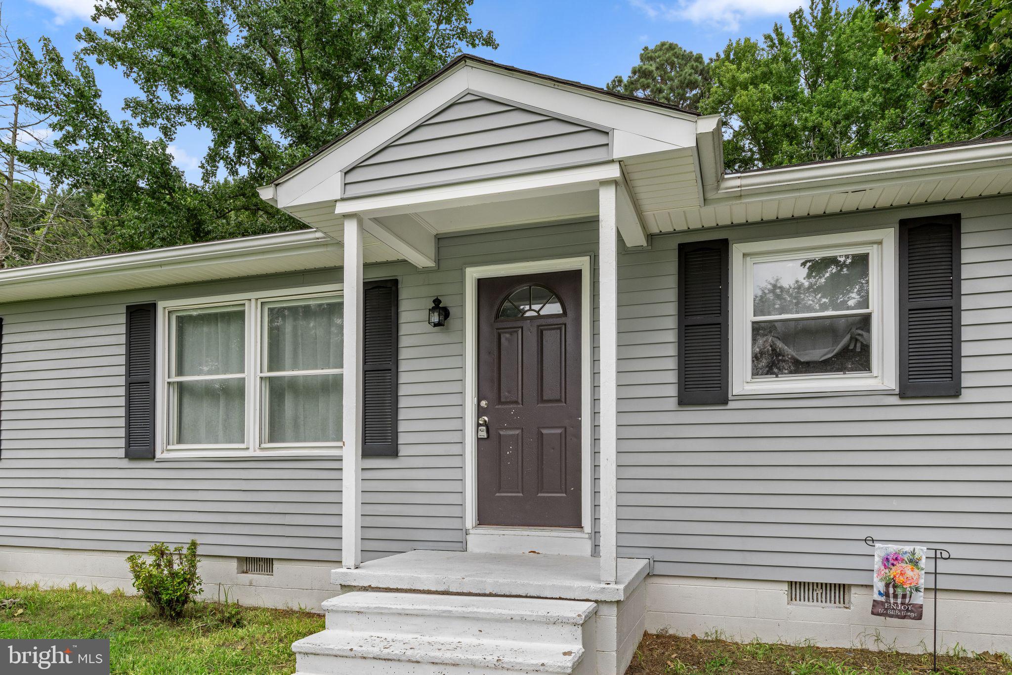27500 EDGEWOOD CIRCLE