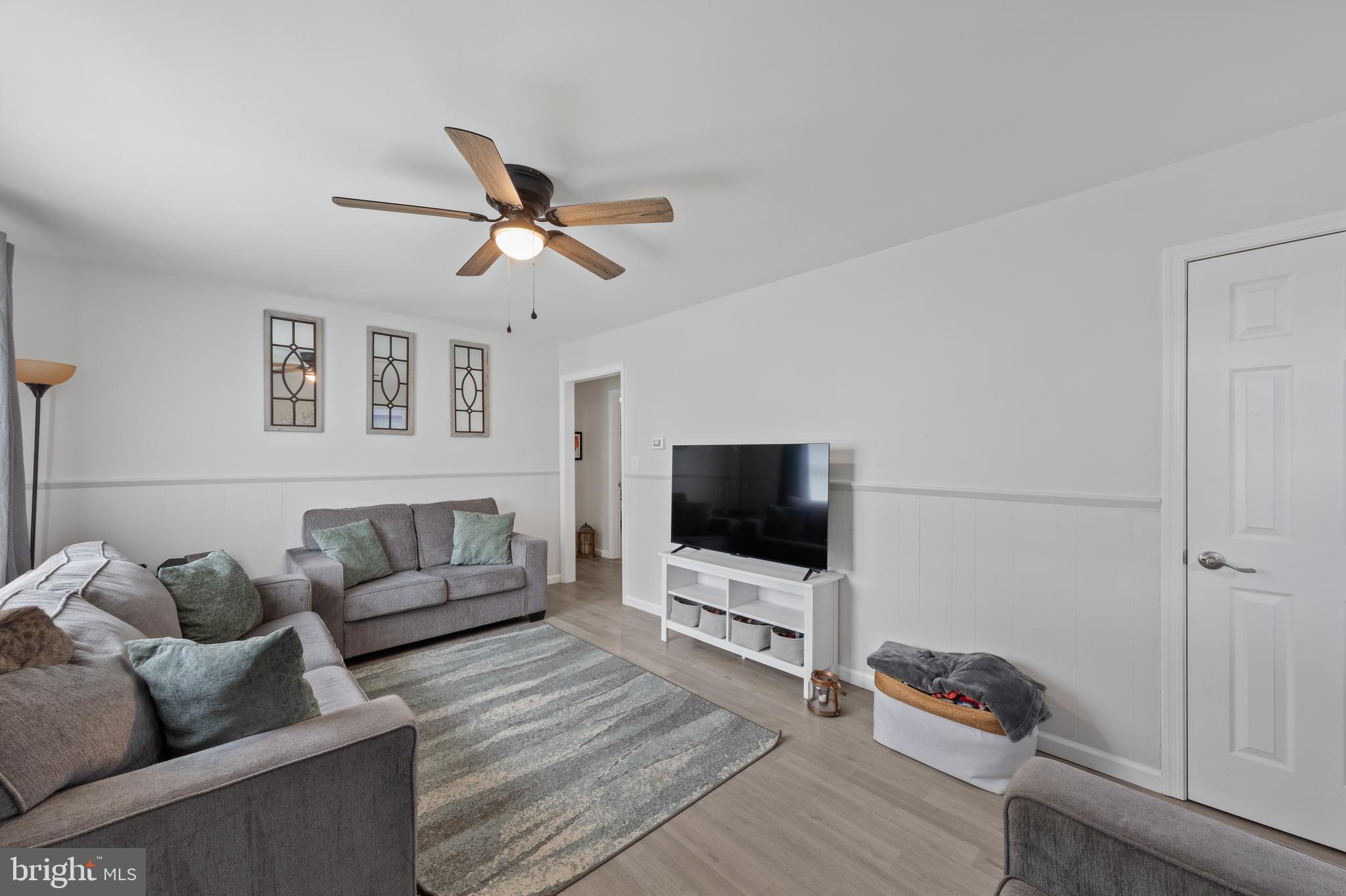 EDGEWOOD PARK - Residential